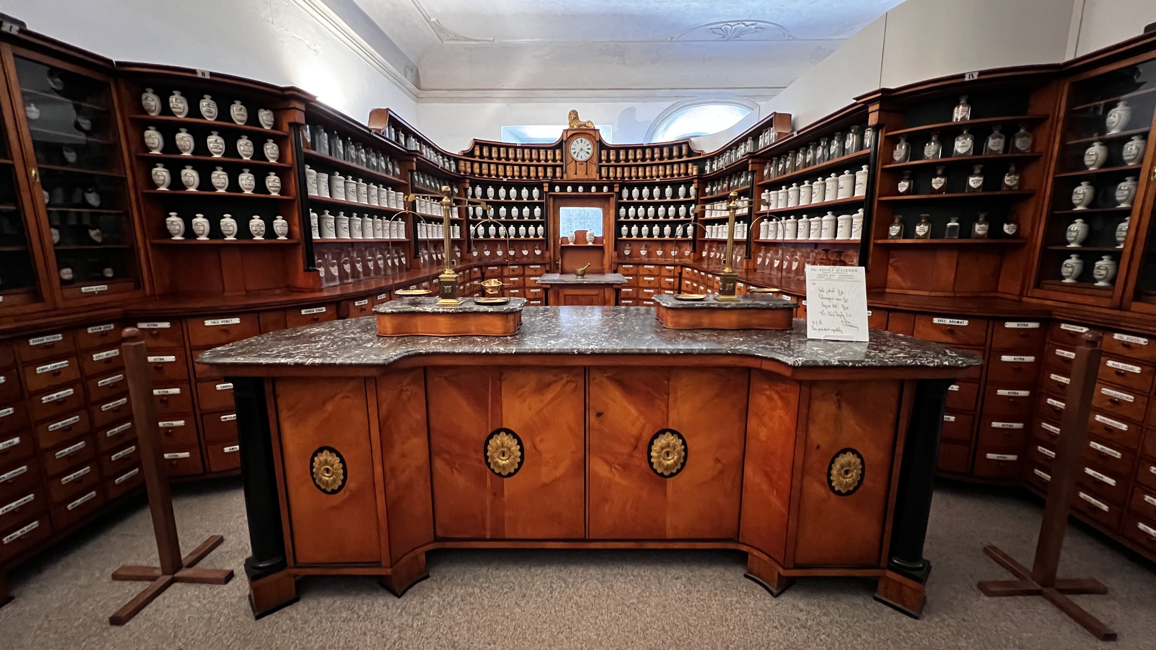 České farmaceutické muzeum Farmaceutické fakulty - Univerzita Karlova foto 2