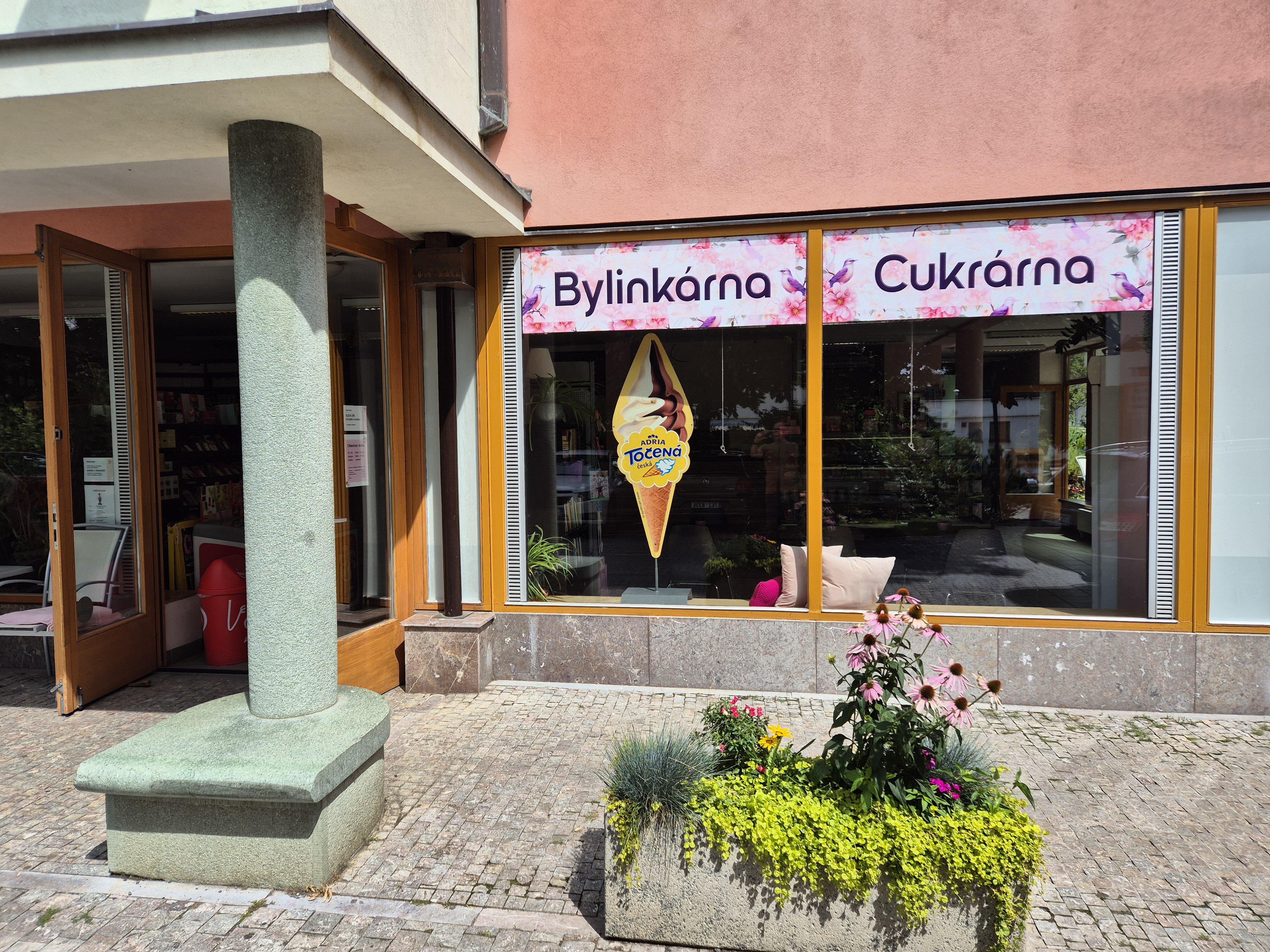 Cukrárna a bylinkárna U Veselé rakvičky foto 4