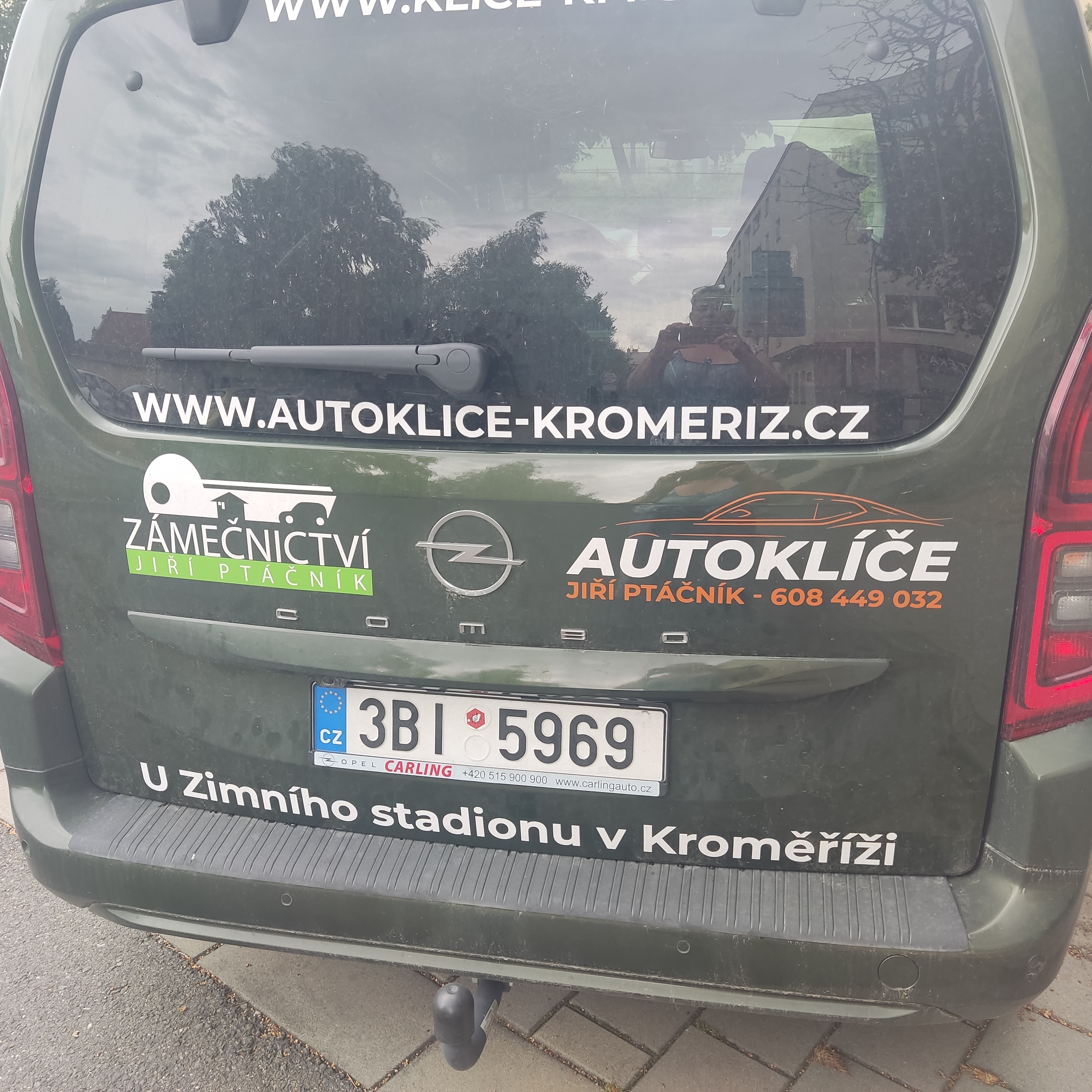Zámečnictví & Autoklíče Jiří Ptáčník s.r.o. foto 1