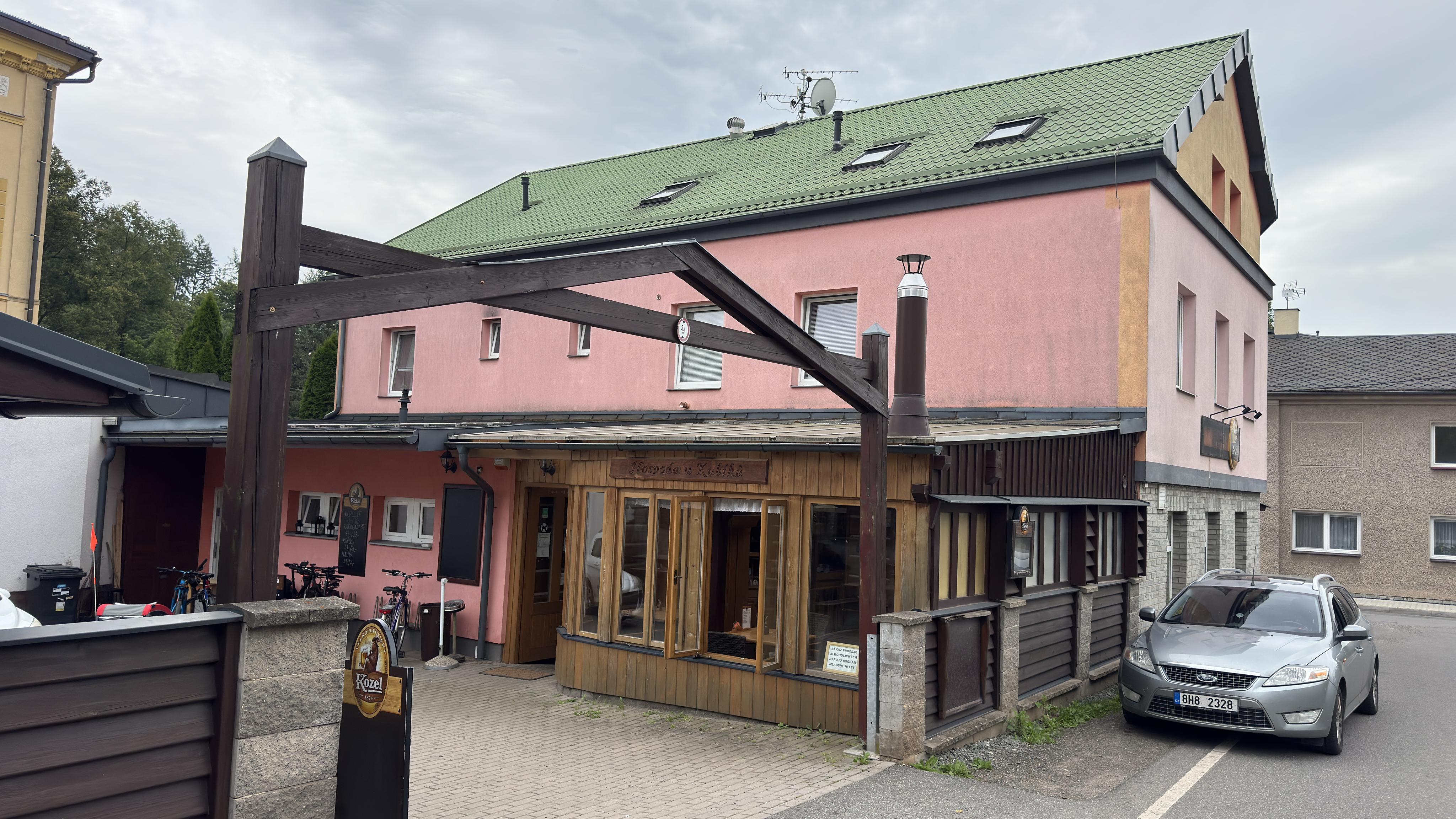 Hospoda U Kubíků foto 4