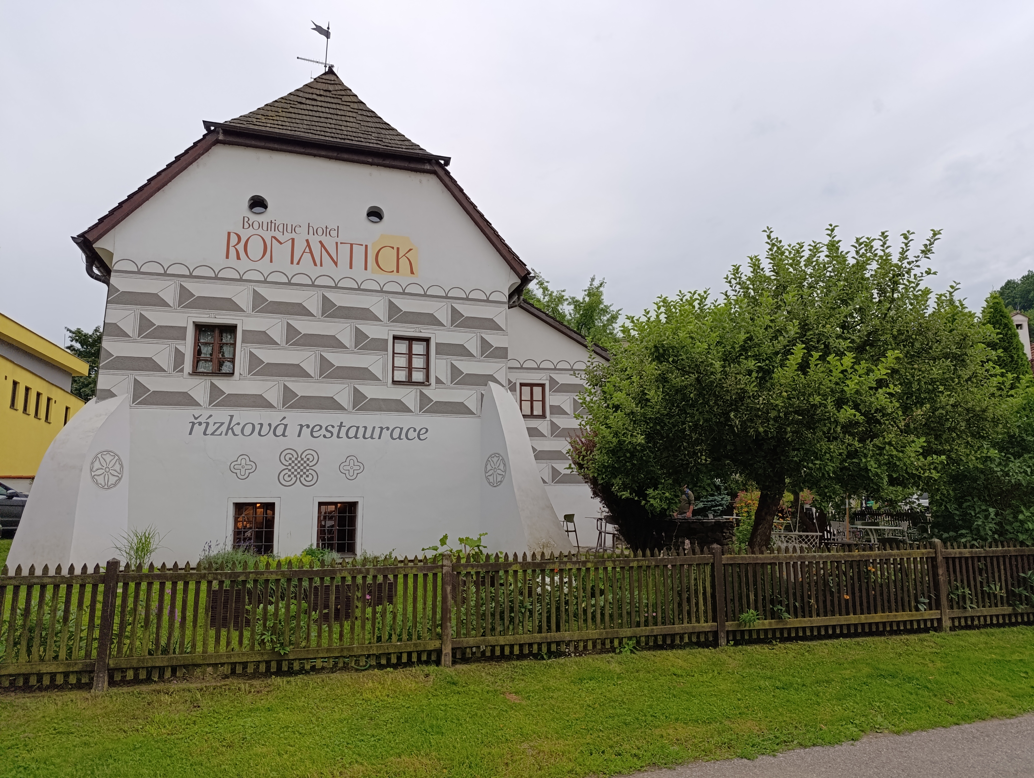 Řízková restaurace Pivoňka foto 6