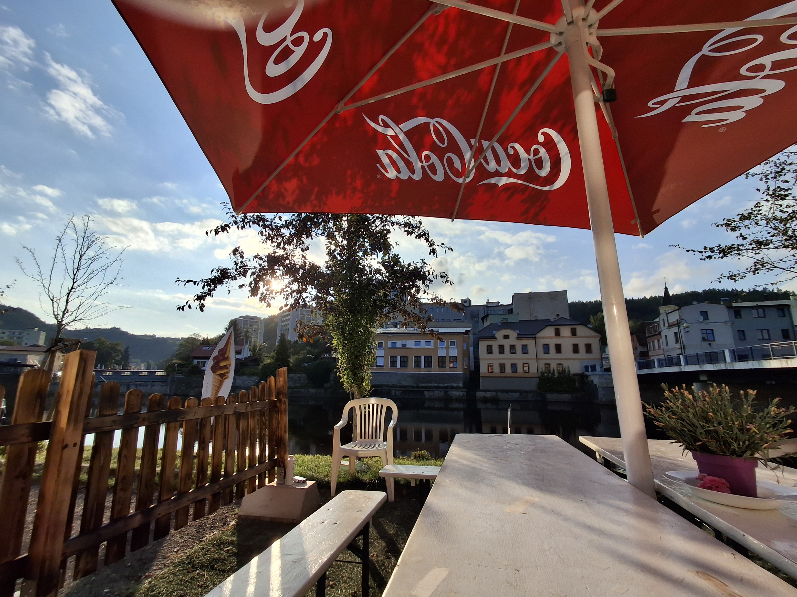 Zmrzlinka u náměstí foto 6