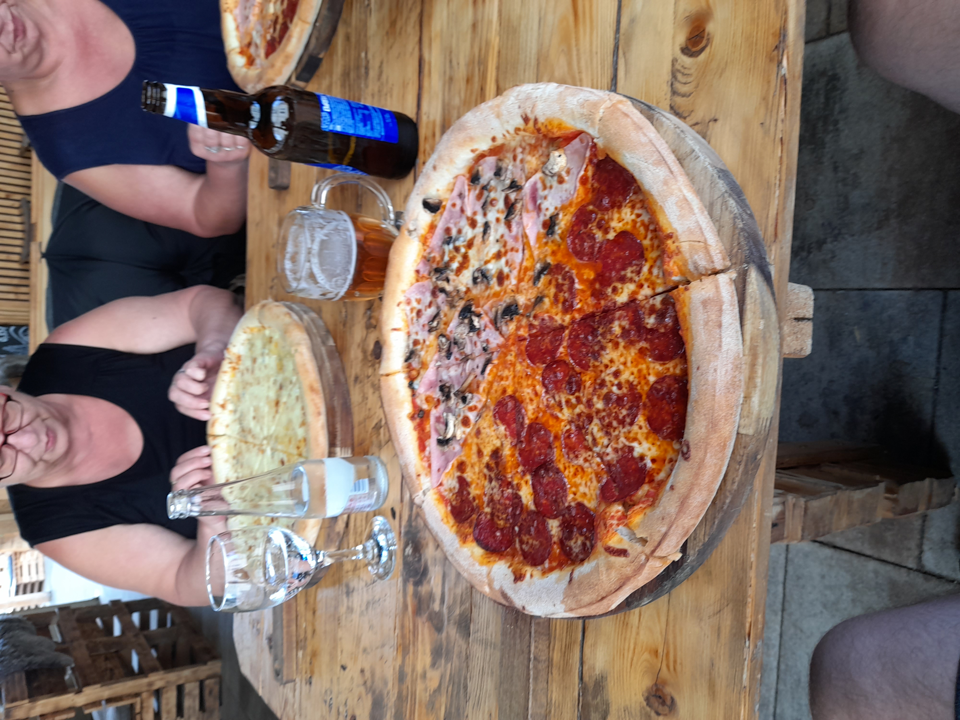 Rud's pizza foto 3