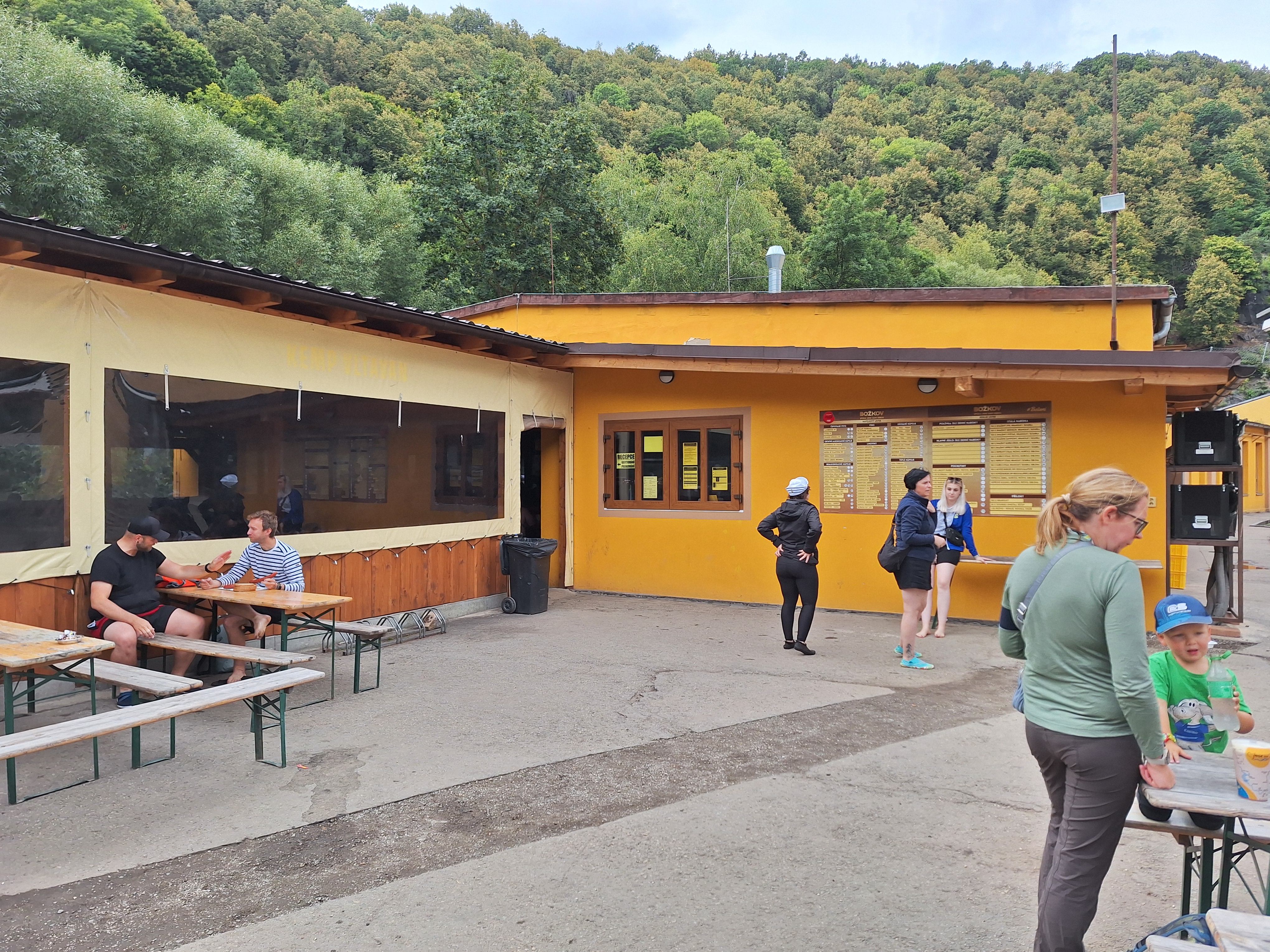 Kemp Vltavan - občerstvení foto 5
