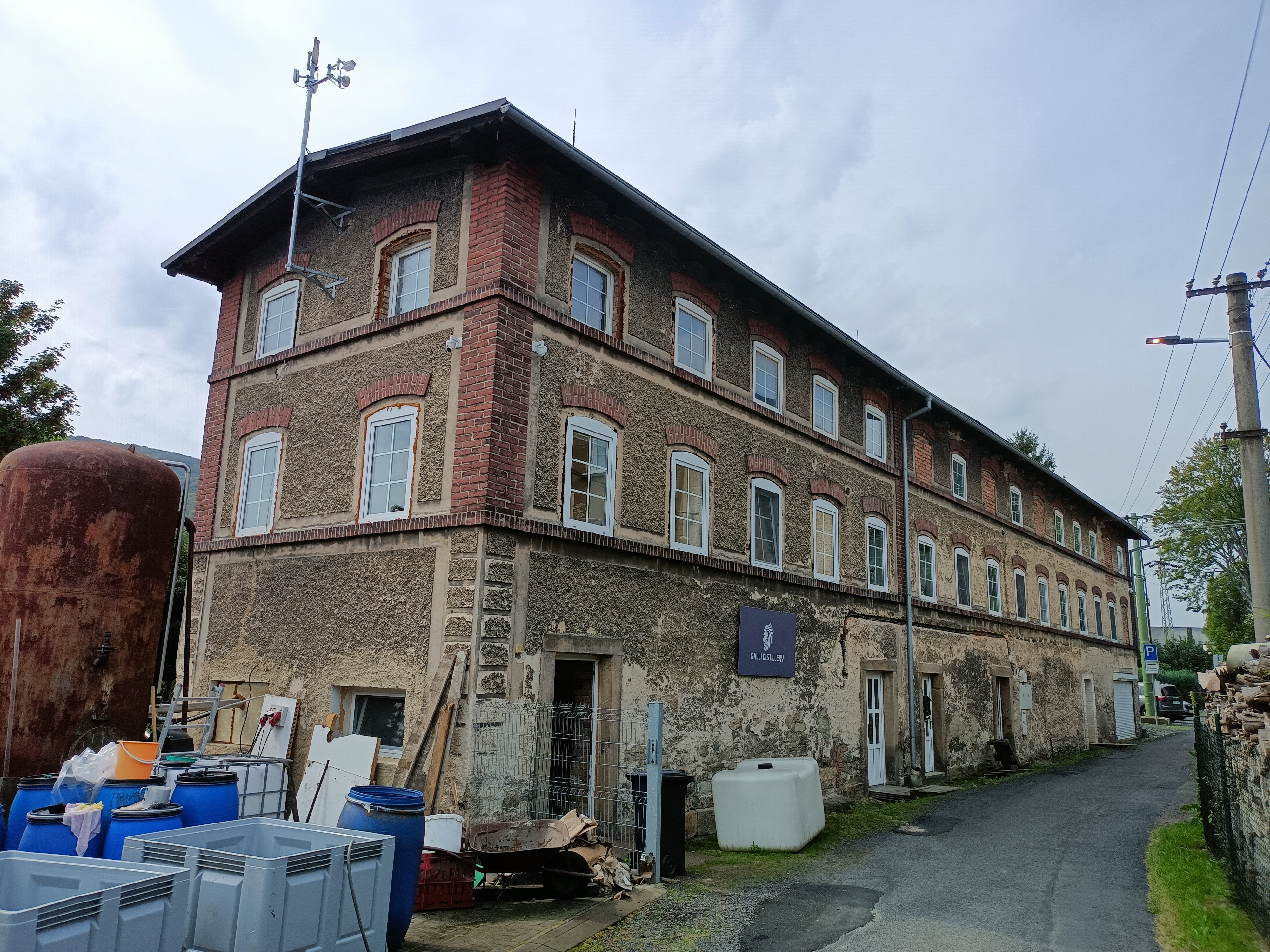 GALLI DISTILLERY foto 4