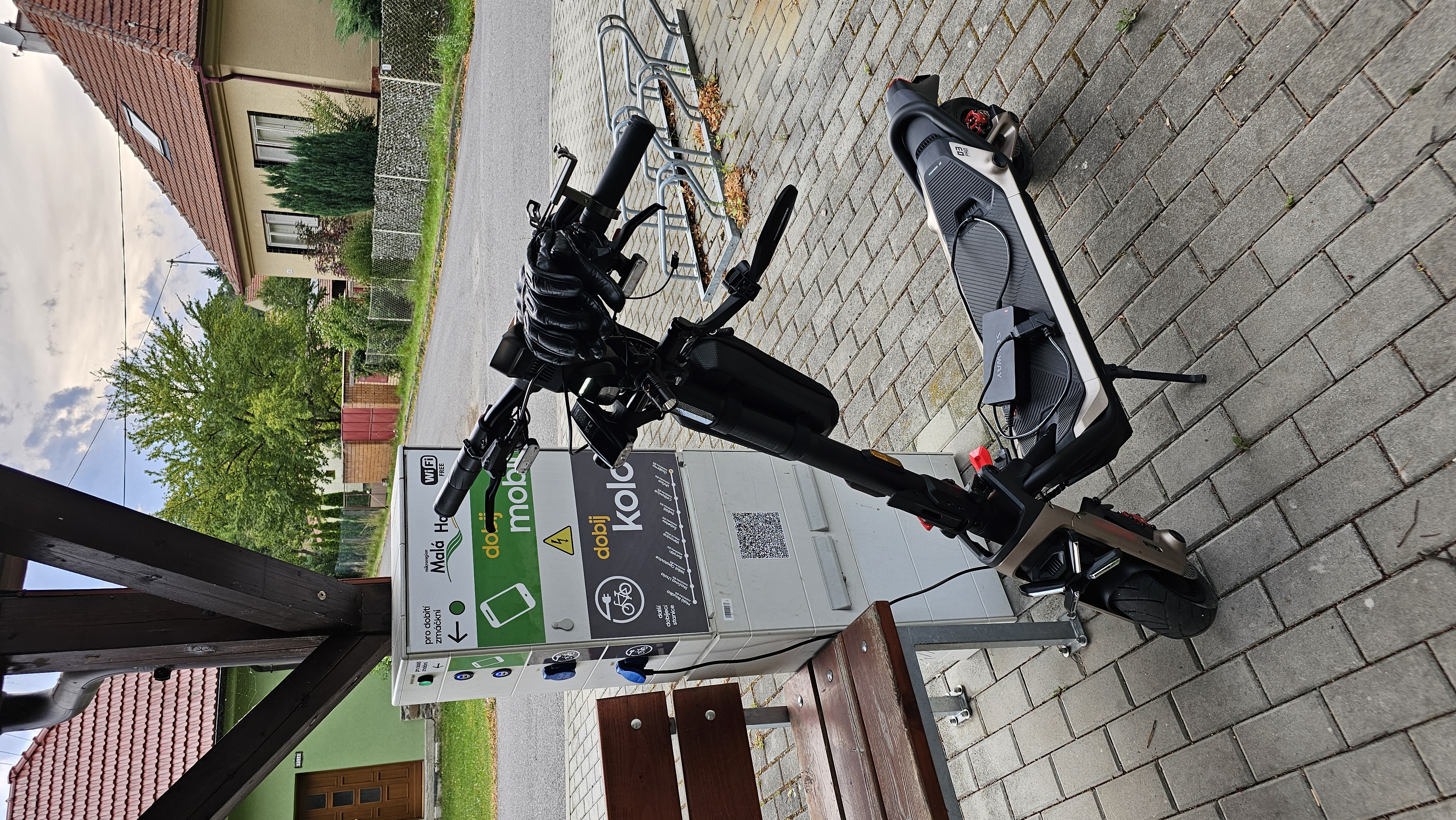 Nabíjecí zásuvka pro elektrokola foto 1