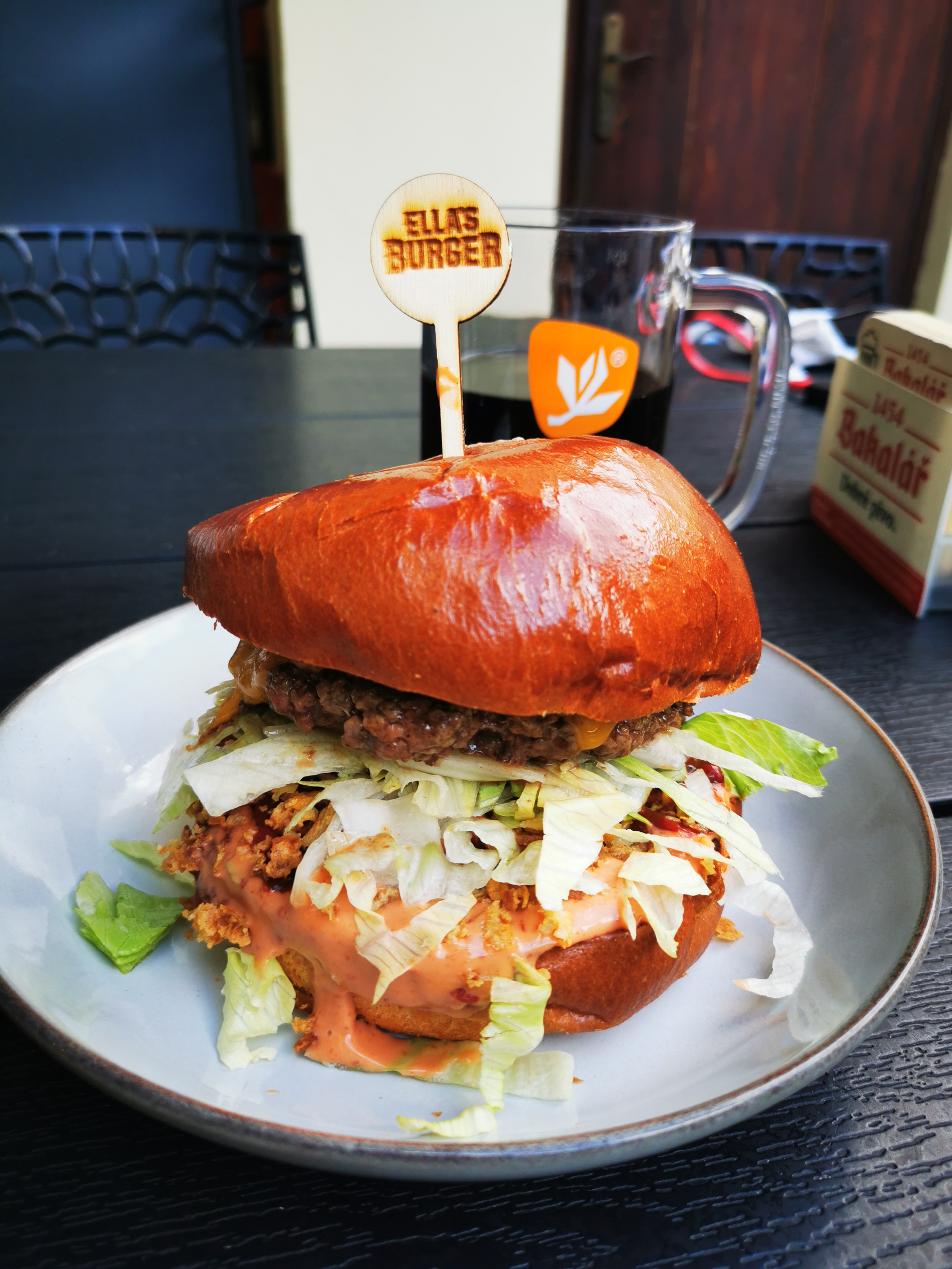 Ella's burger foto 3