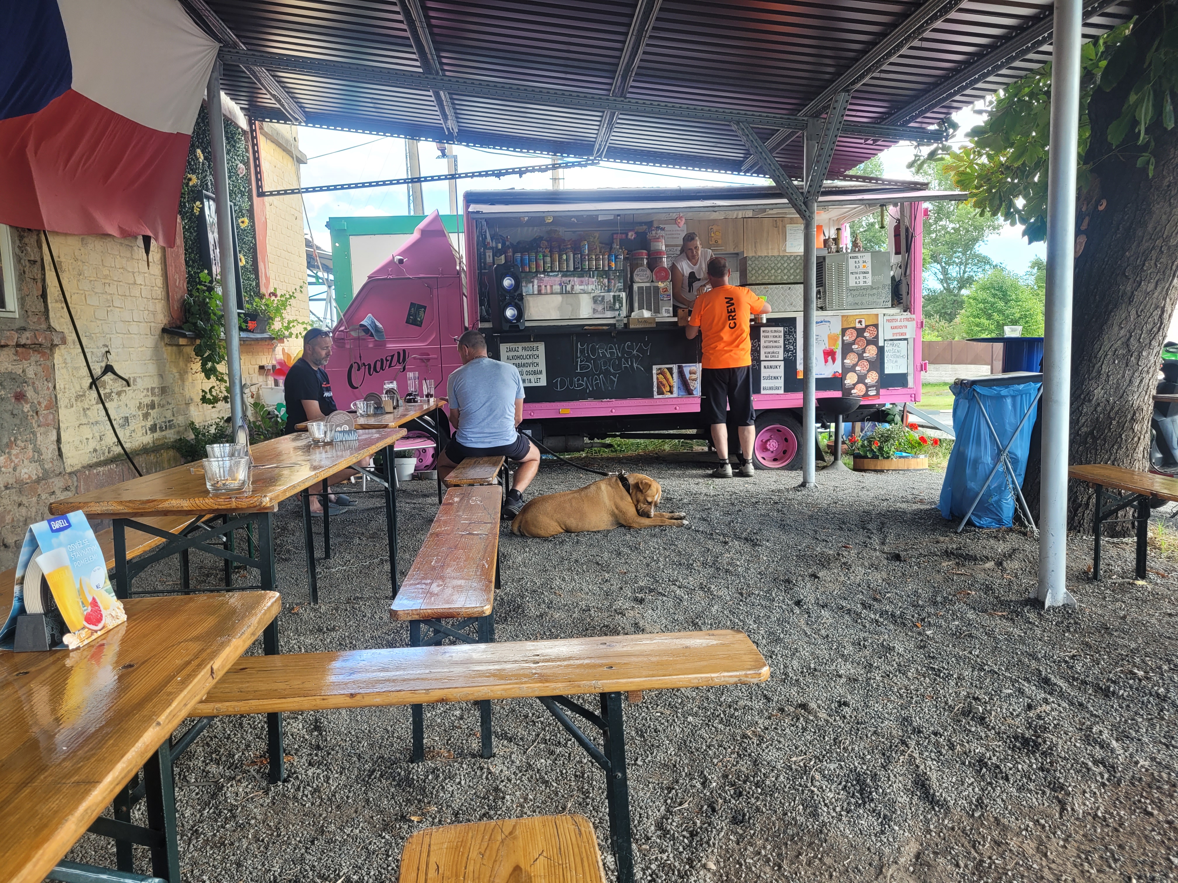 Pod kaštany food track foto 5