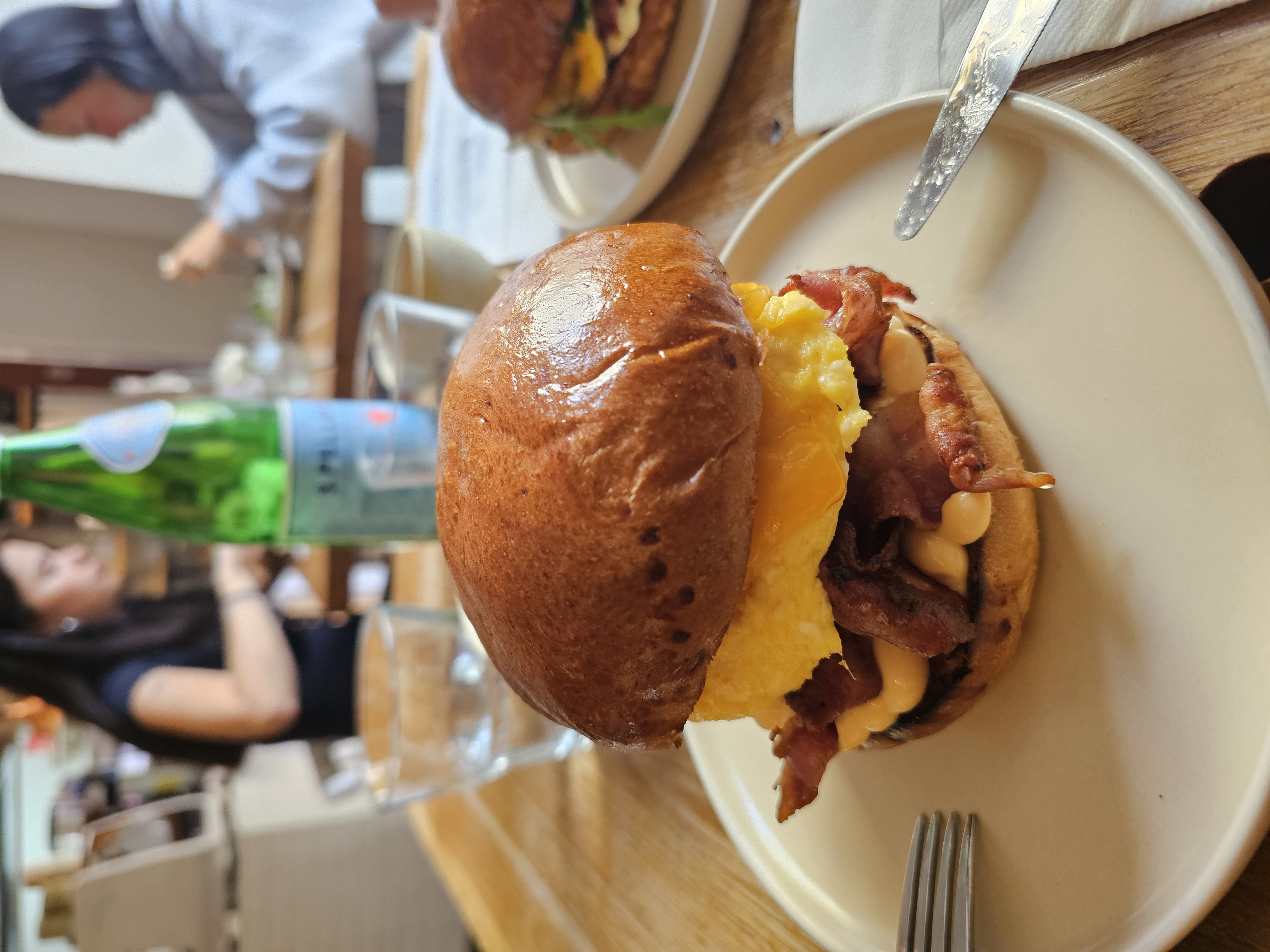 Break+Feast Bistro by Eggo foto 1