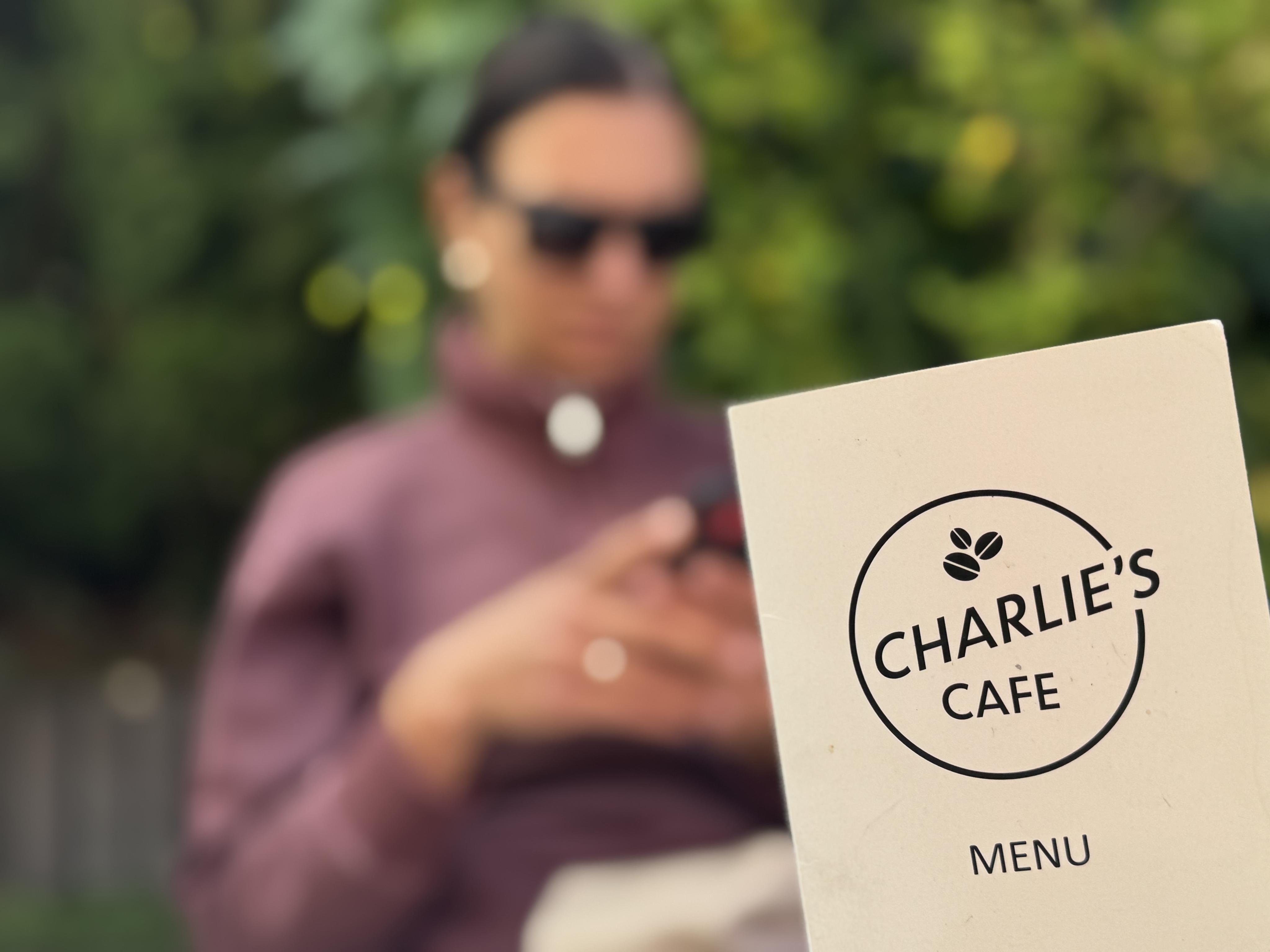 Charlie's Cafe foto 2