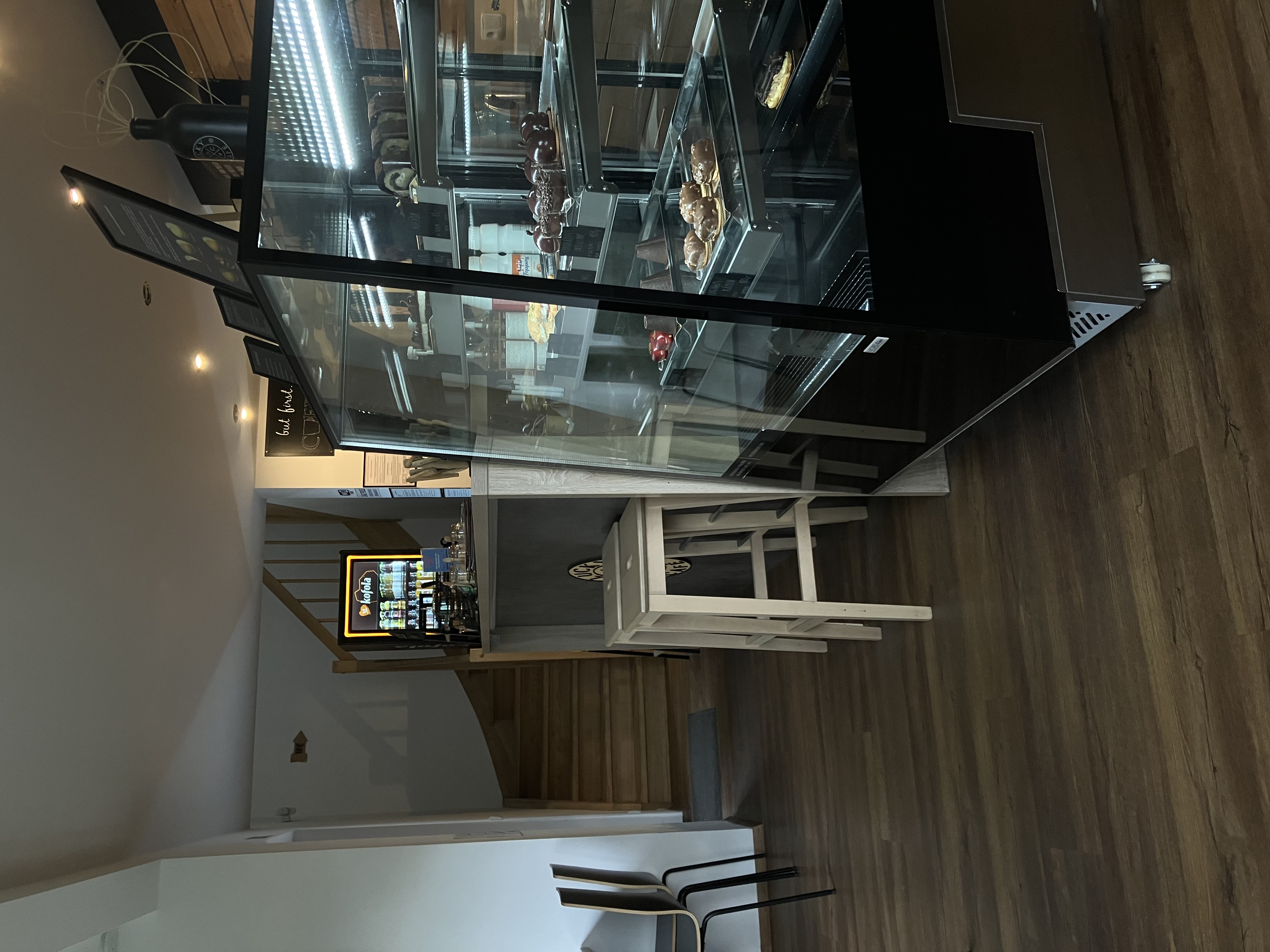 LUCKY CAFE foto 2