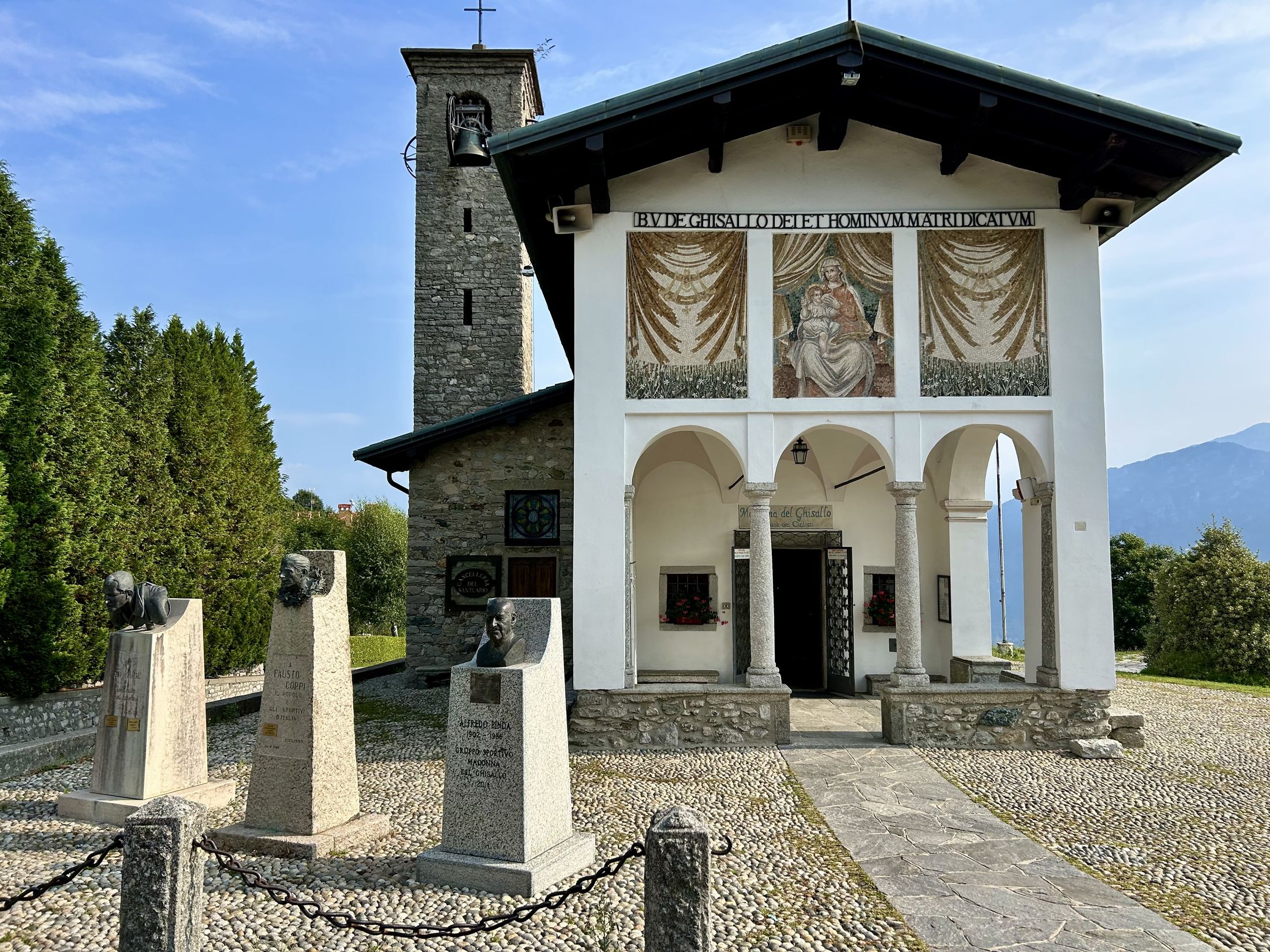 Santuario della Madonna del Ghisallo