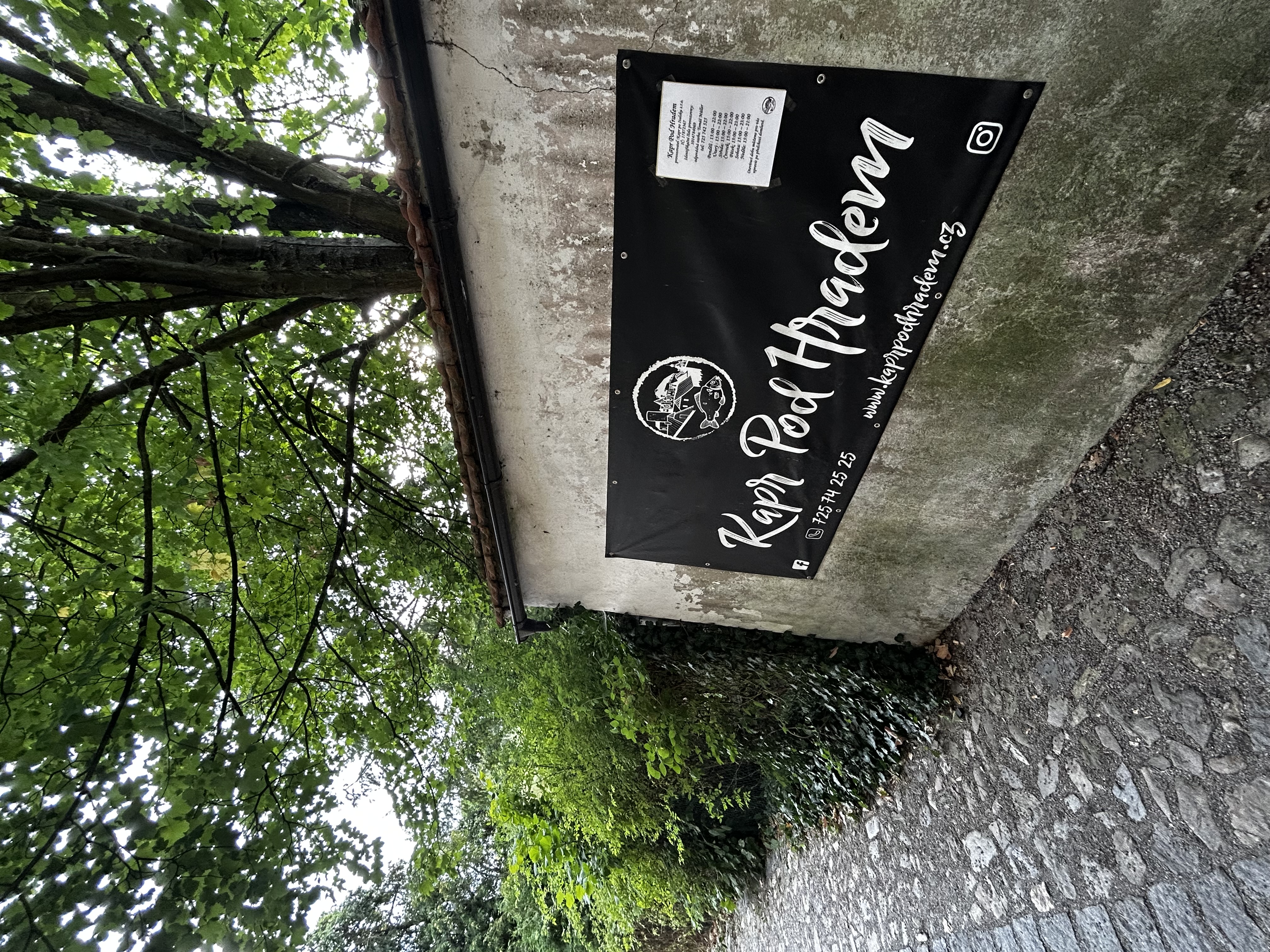 Kapr Pod Hradem foto 1