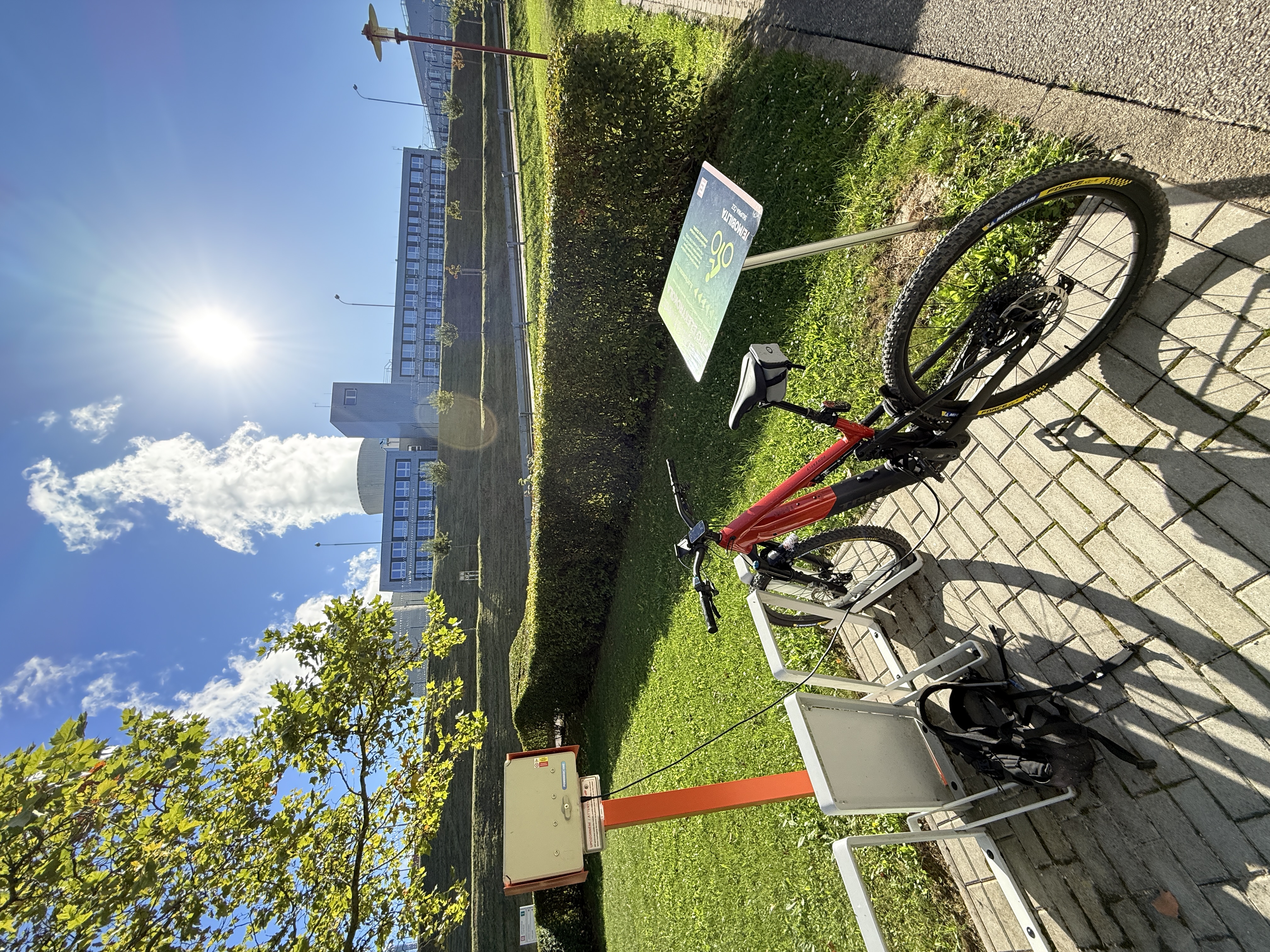Nabíjecí stanice Informační centrum Jaderné elektrárny Temelín foto 2