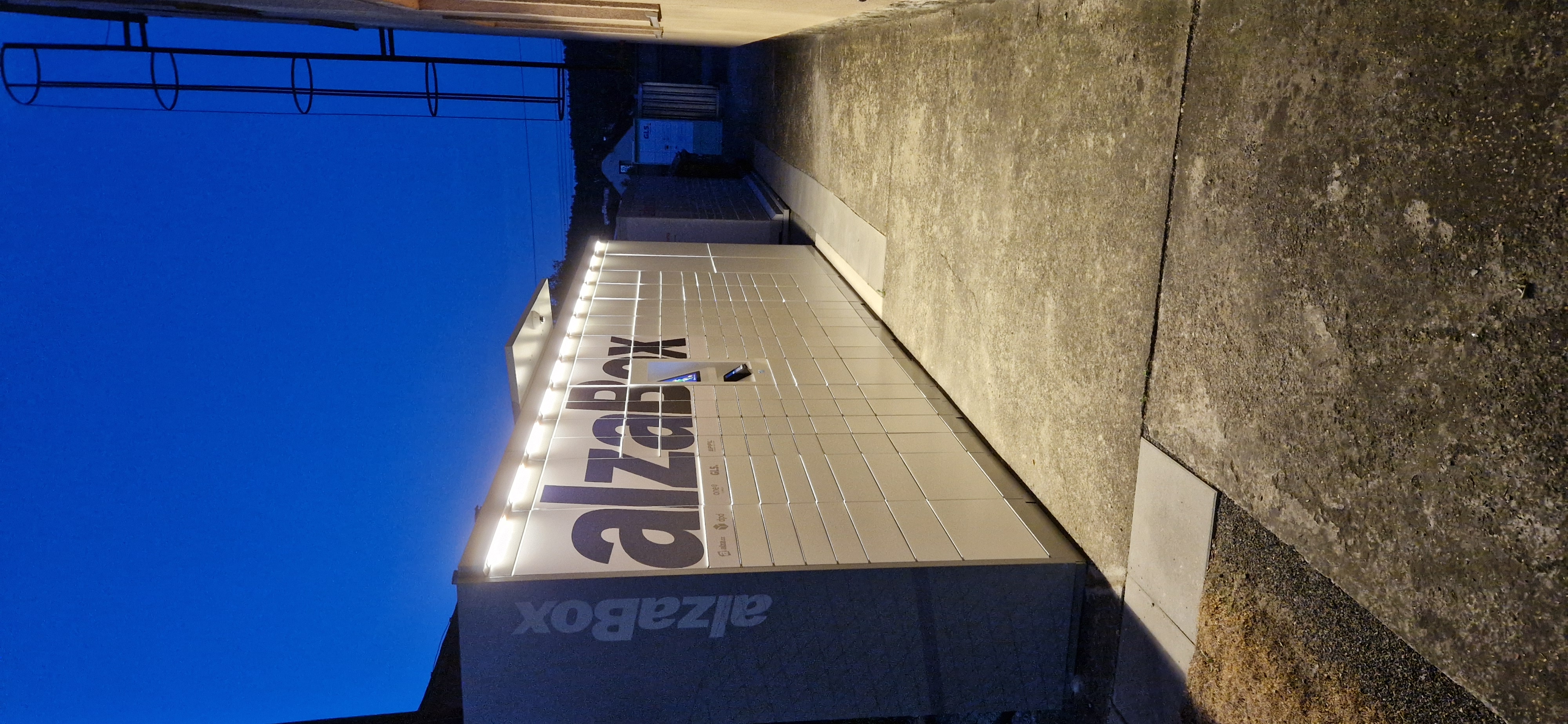AlzaBox foto 1