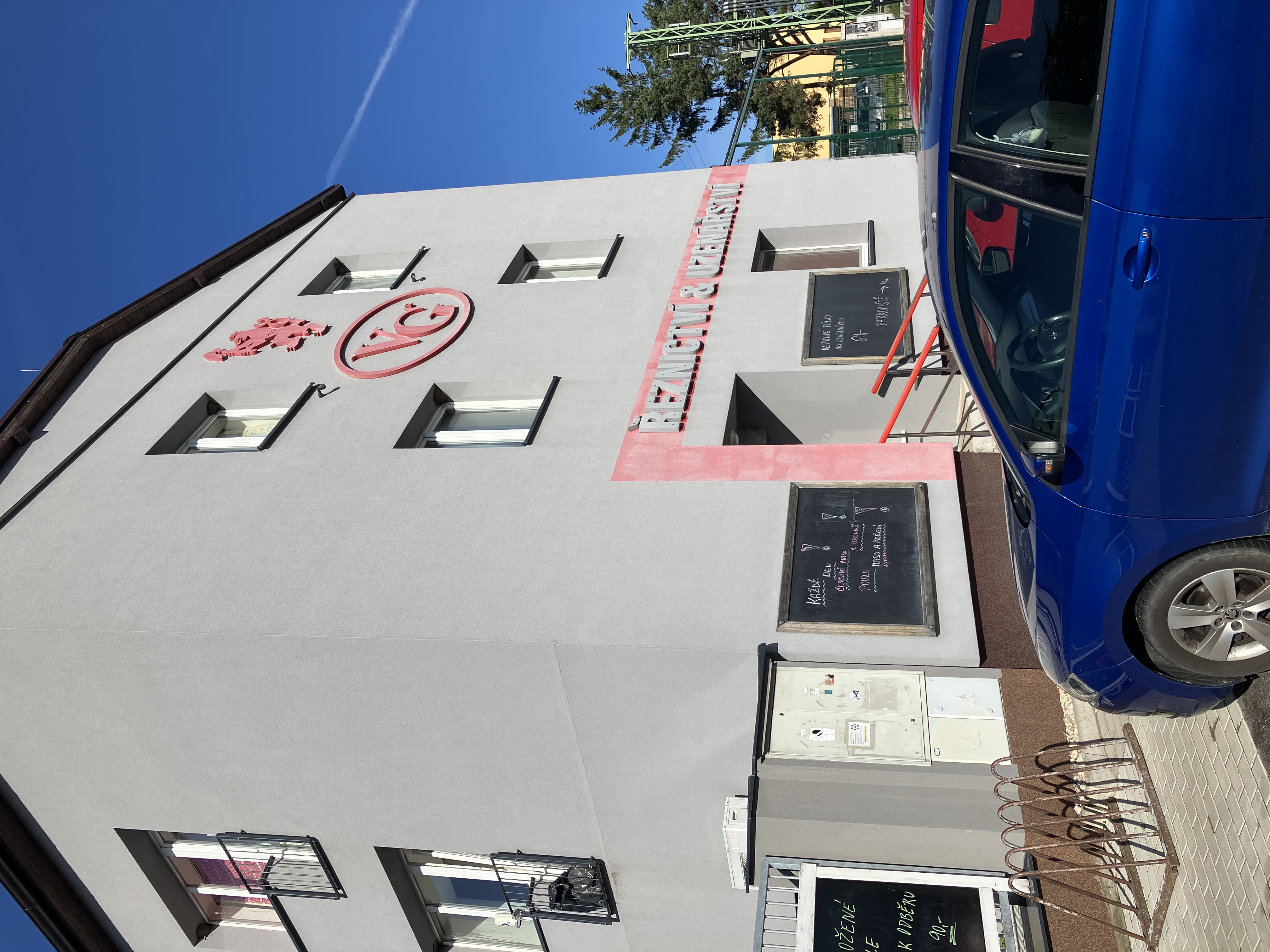 ŘEZNICTVÍ & UZENÁŘSTVÍ VG a jatka foto 3