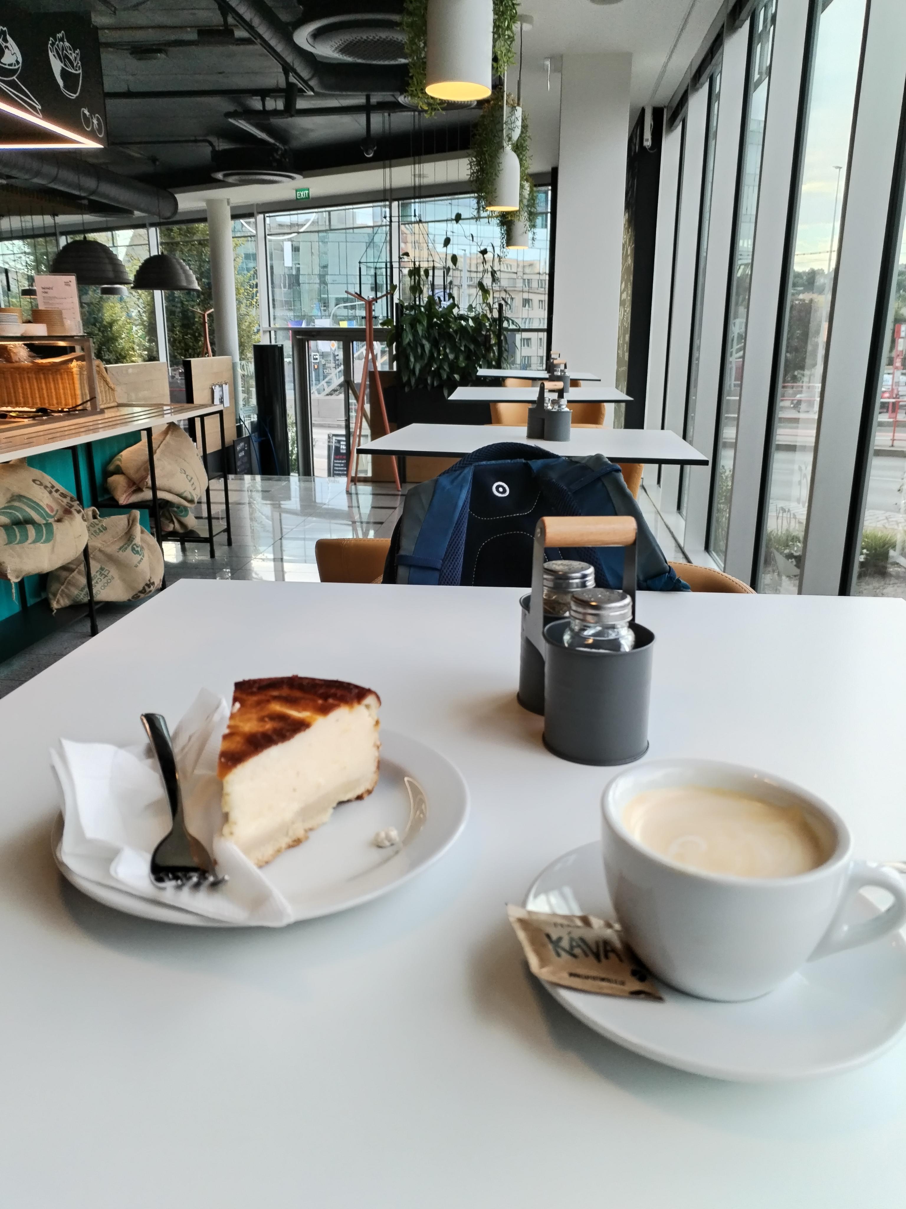 Bistro Mezi Řádky - Uniqa foto 6