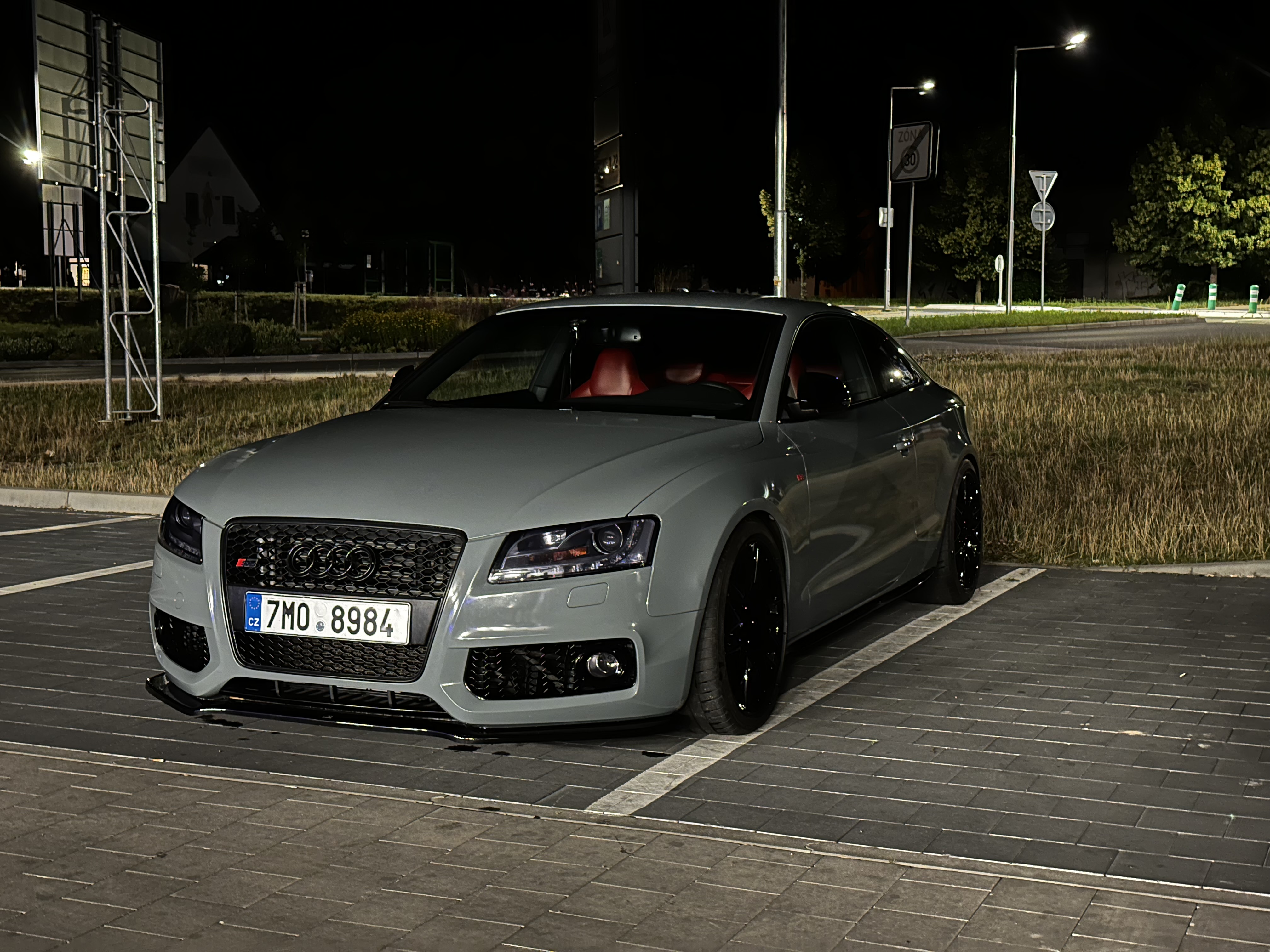 T . P . Cars Servis foto 2
