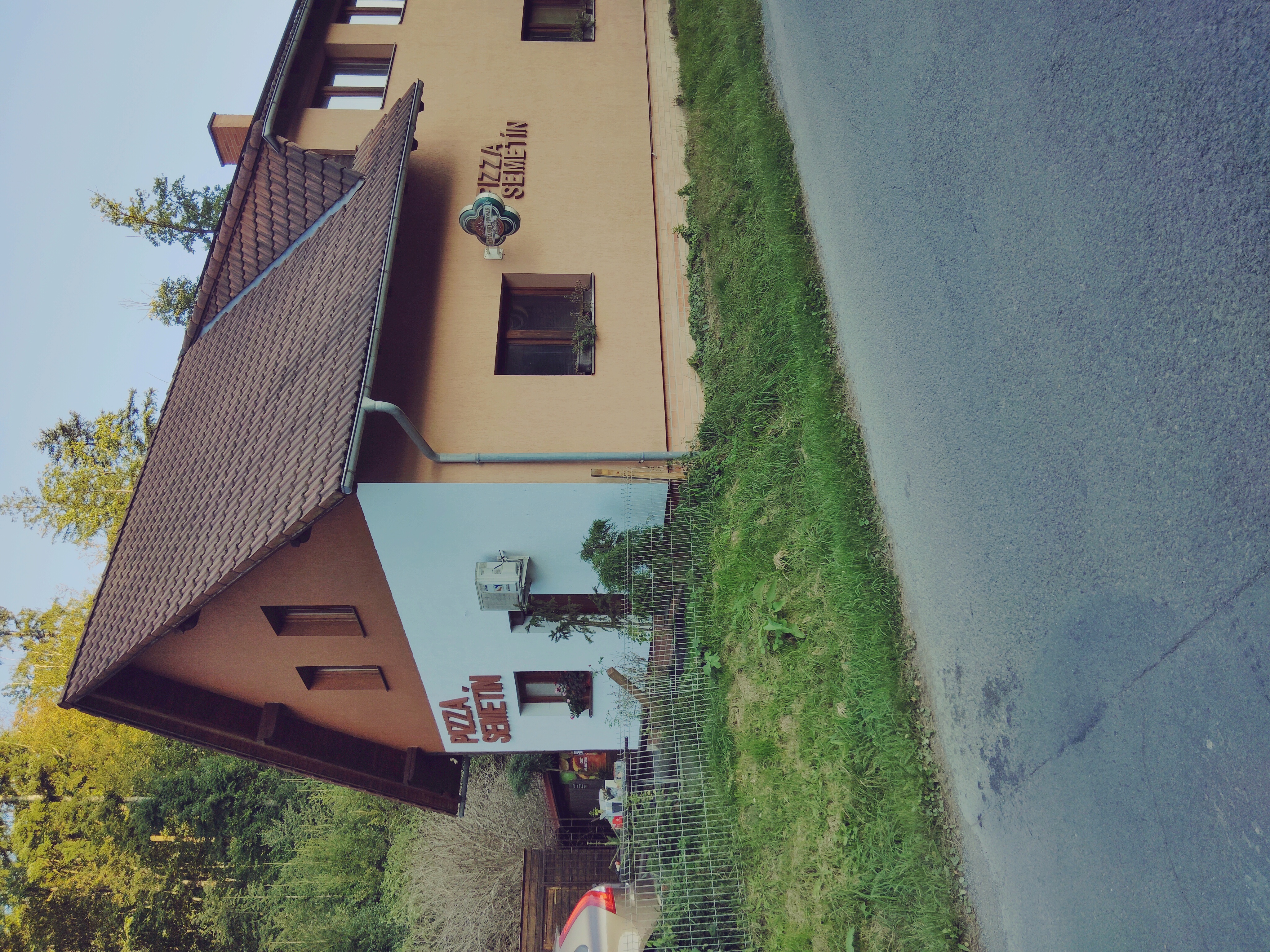 Pizza Semetín foto 2