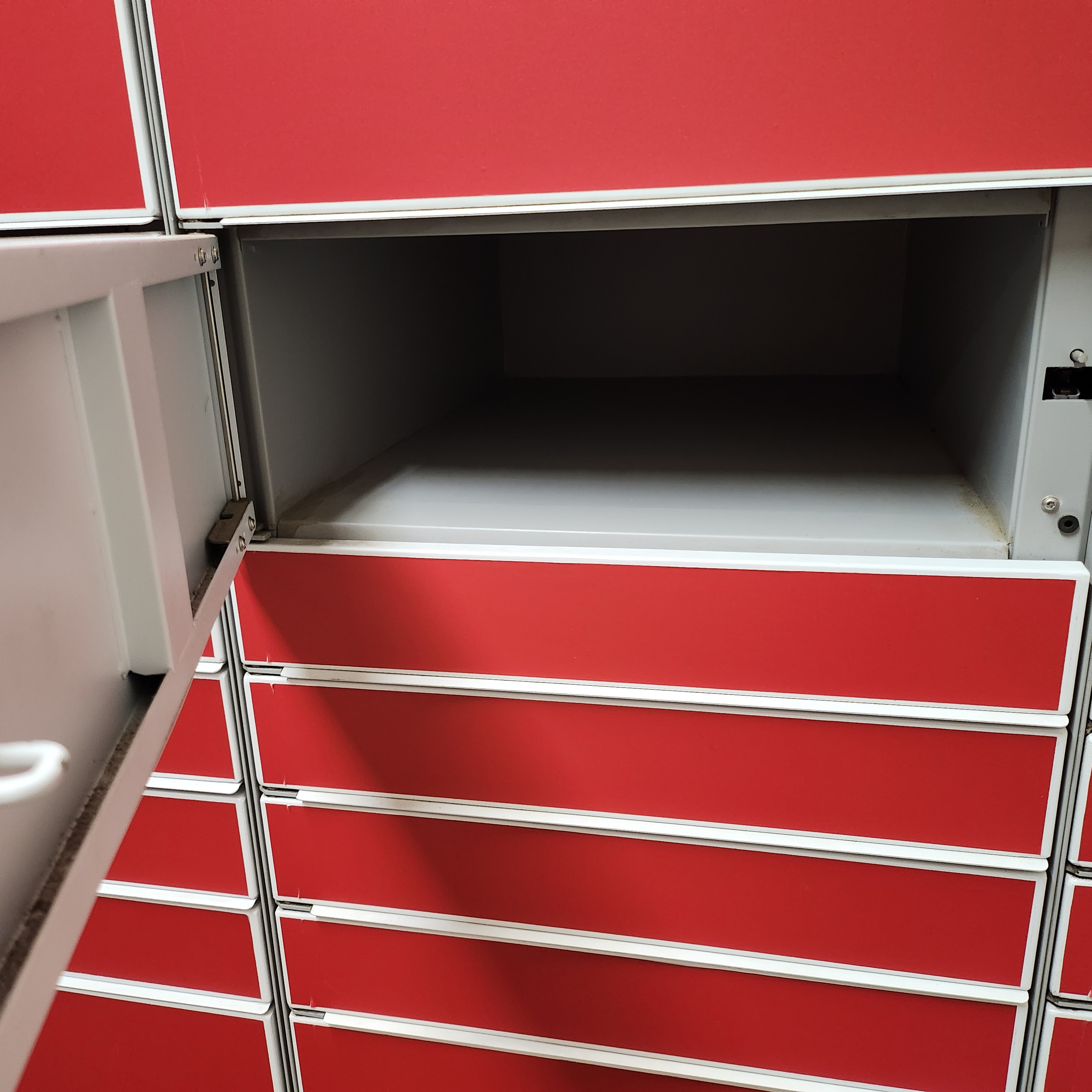 Zásilkovna - Depo Štěrboholy foto 2