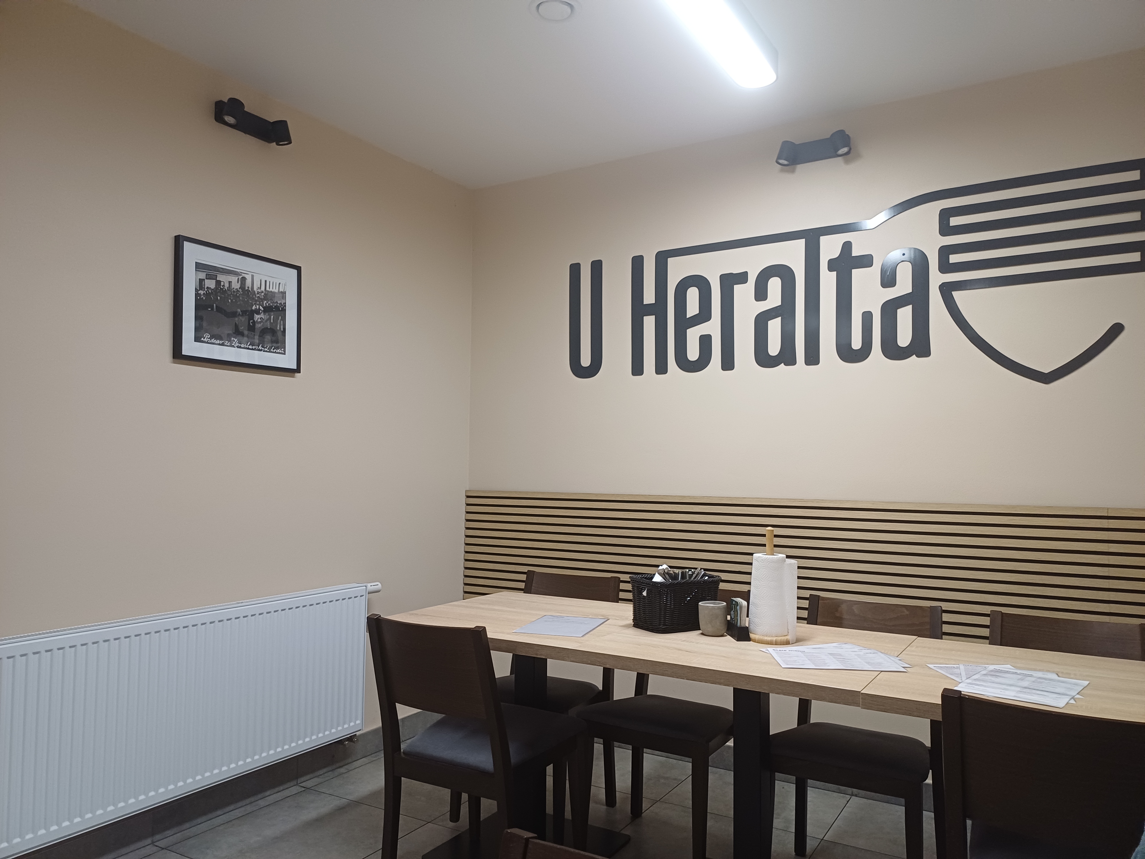 Restaurace a pizzerie U Heralta foto 3