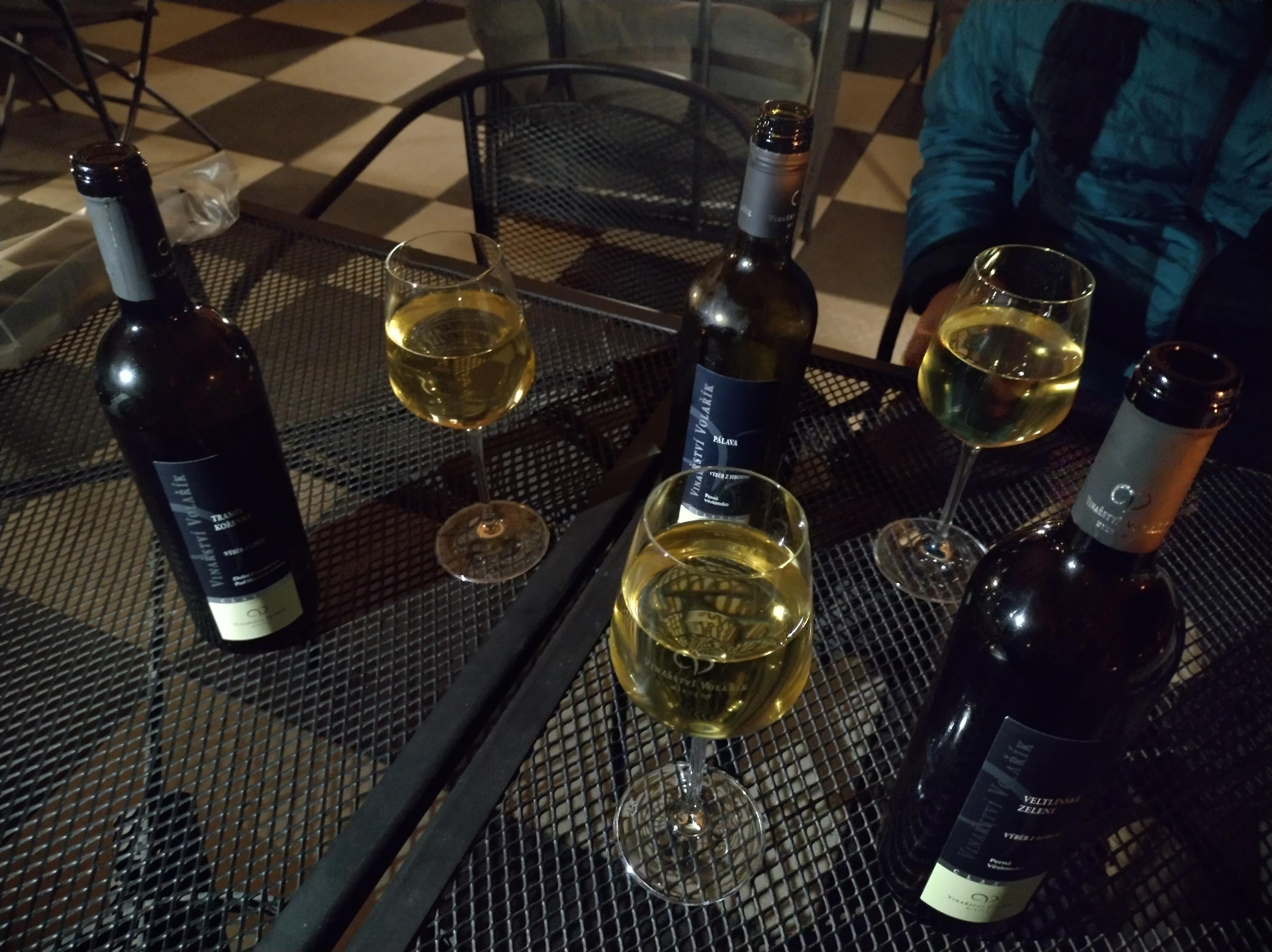 Vinotéka Volařík foto 3