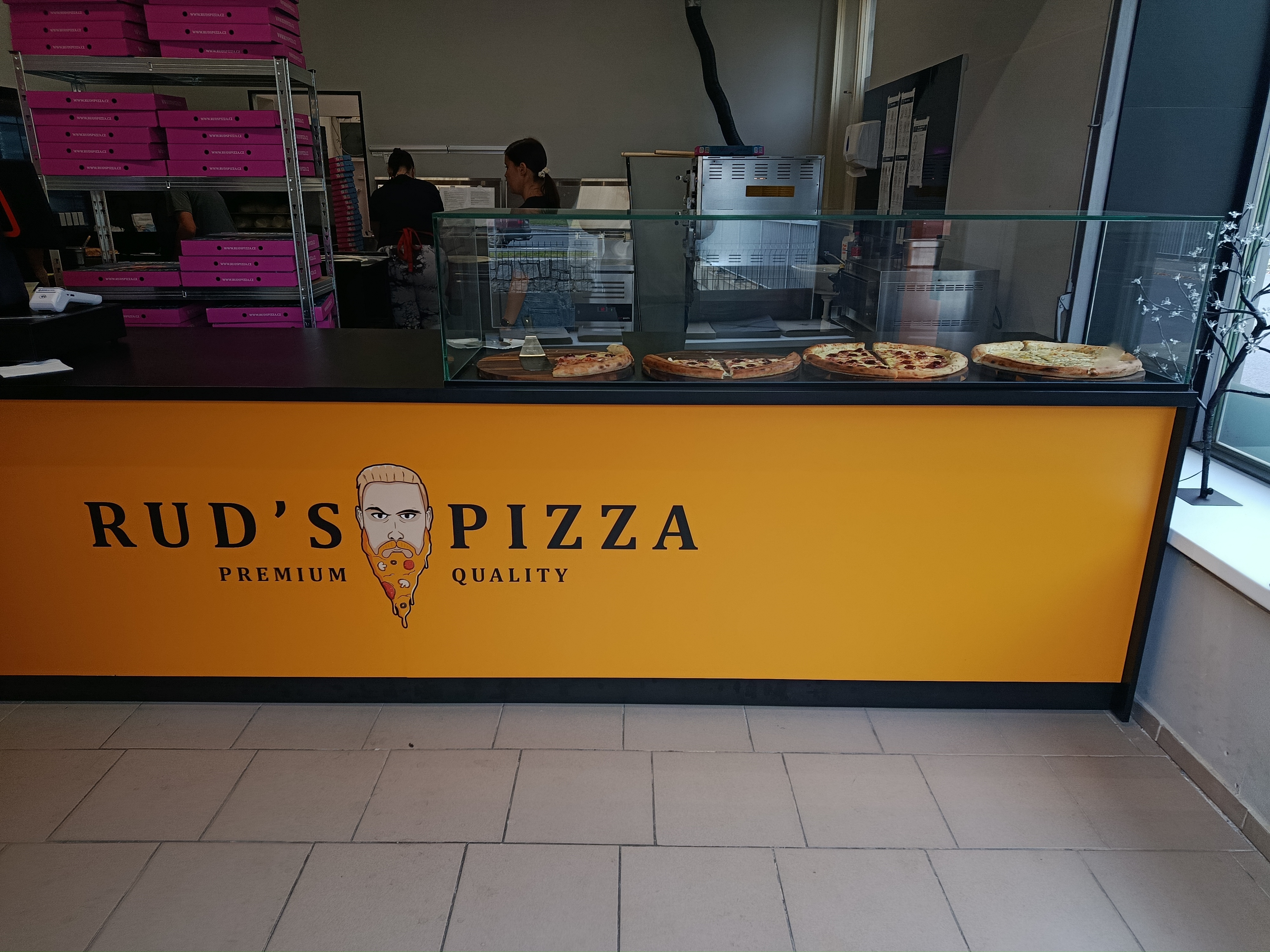 Rud's pizza foto 2