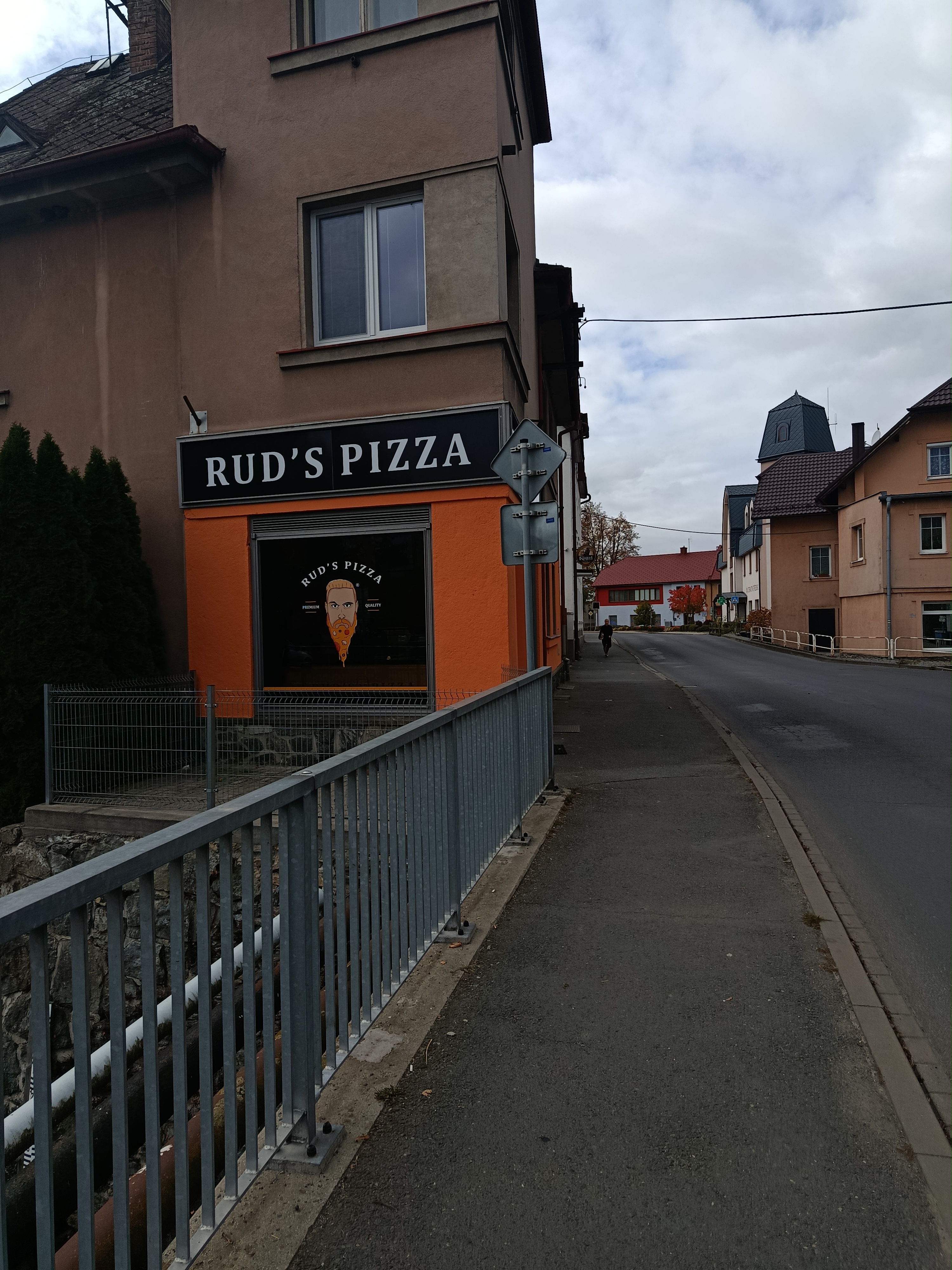 Rud's pizza foto 5