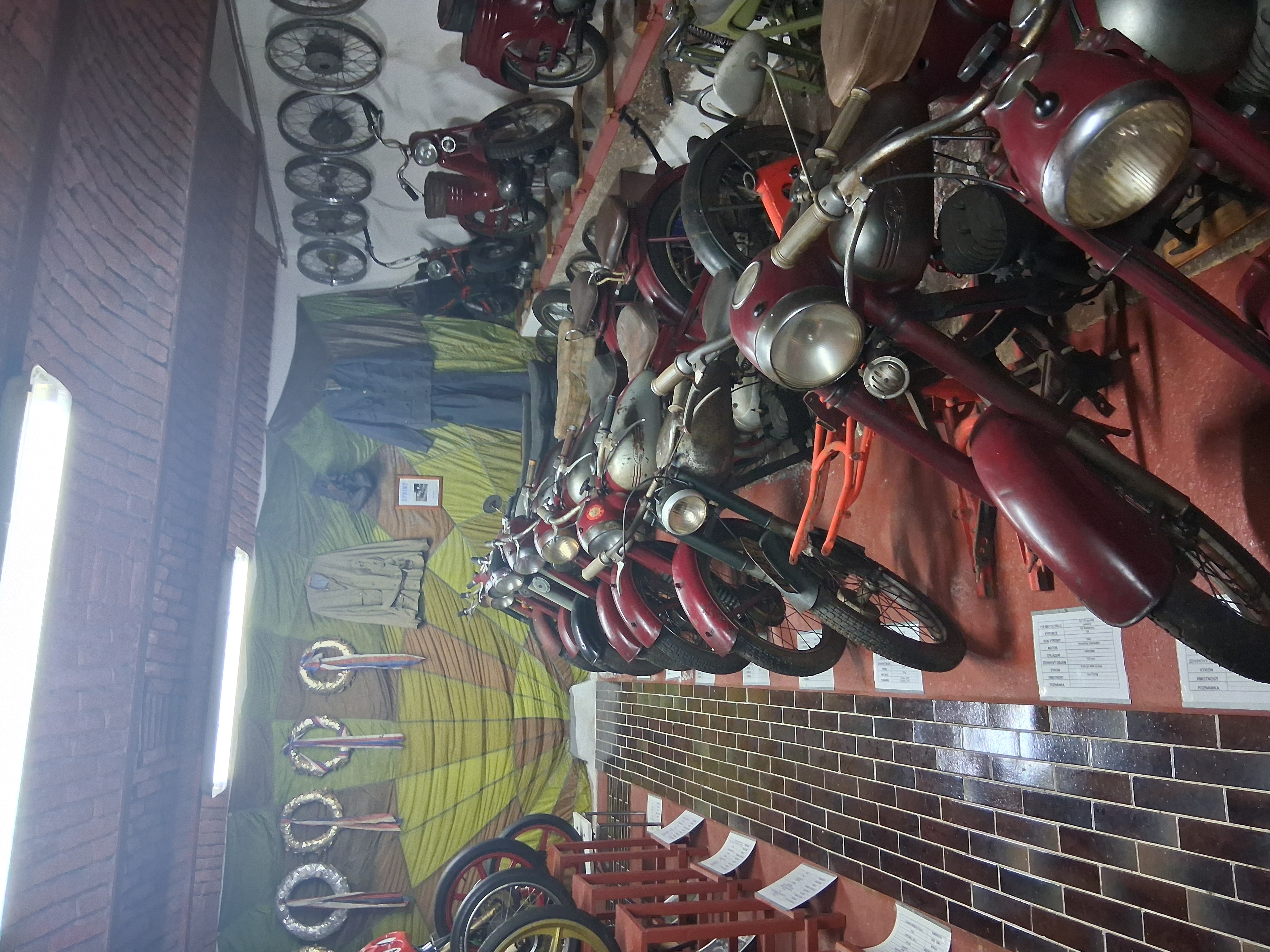 Muzeum Motocyklů a hraček Šestajovice foto 5
