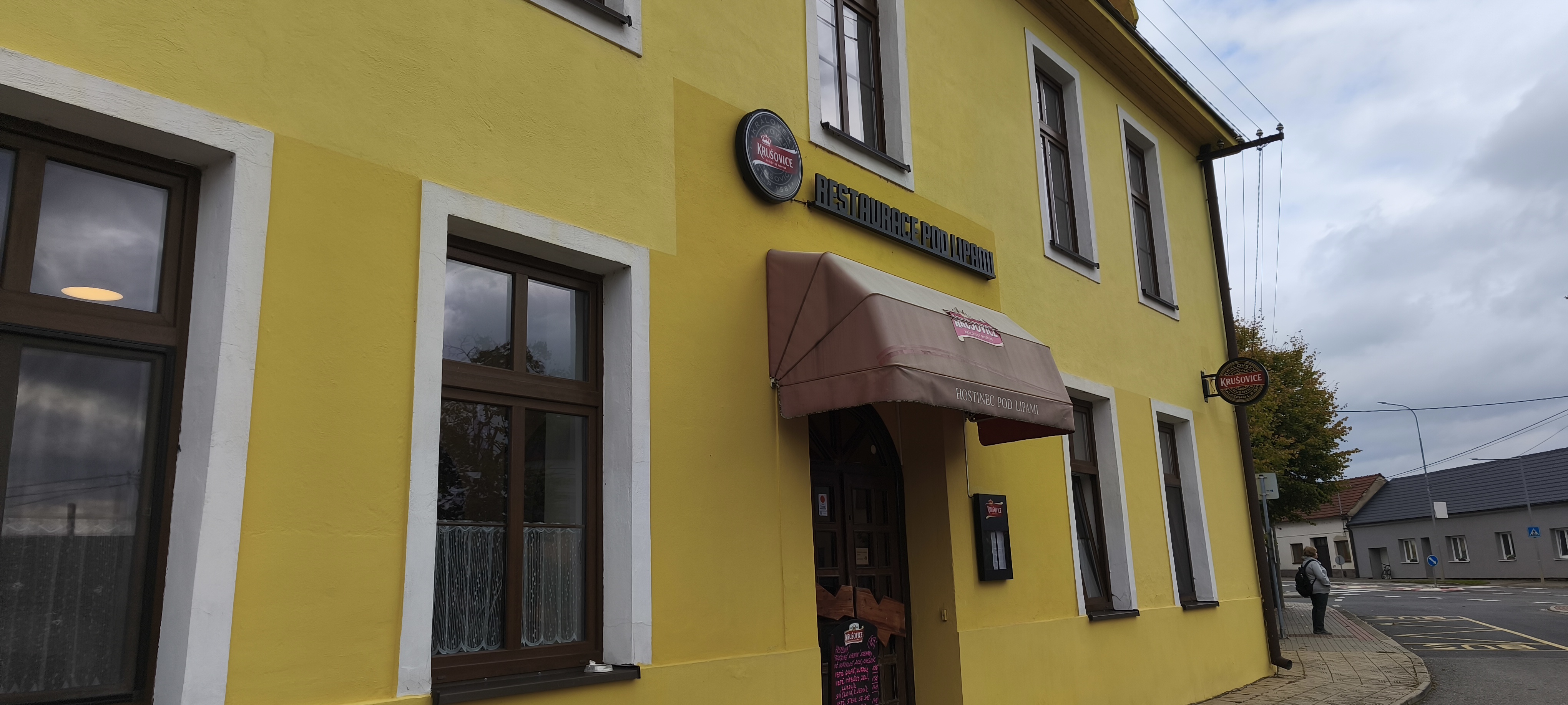 Restaurace a sál Pod lipami foto 4