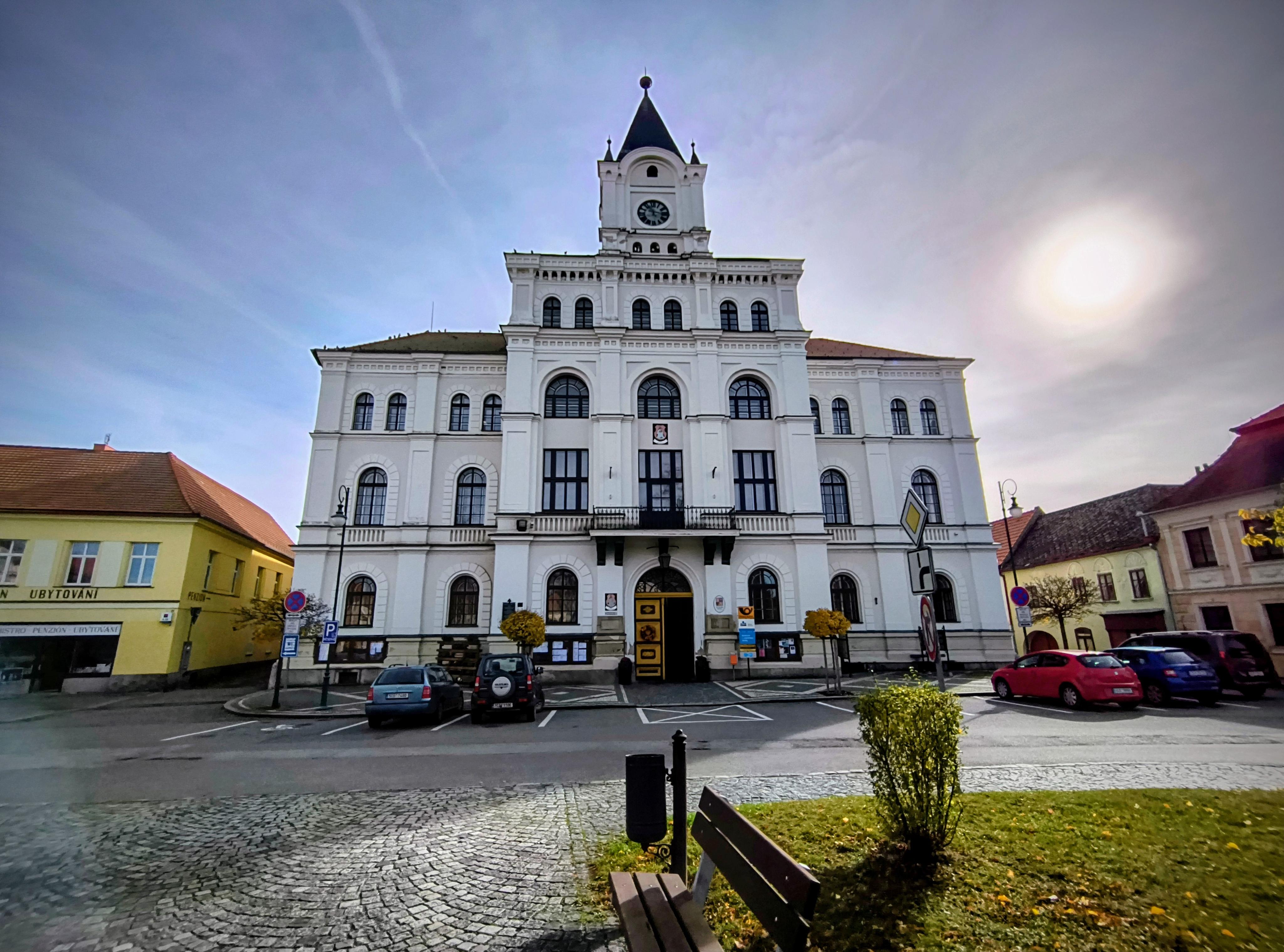 Netolice - městský úřad foto 4