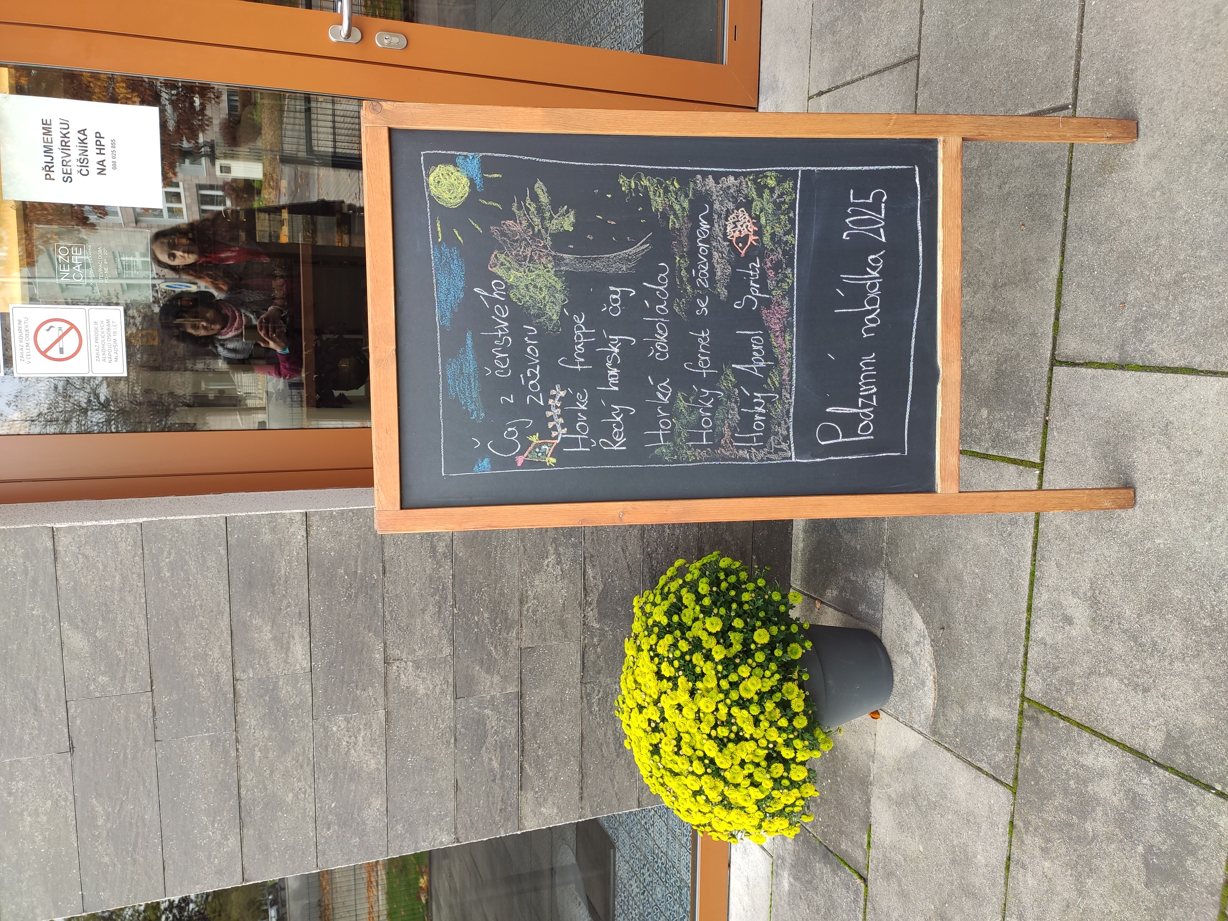 NEZO CAFE foto 1