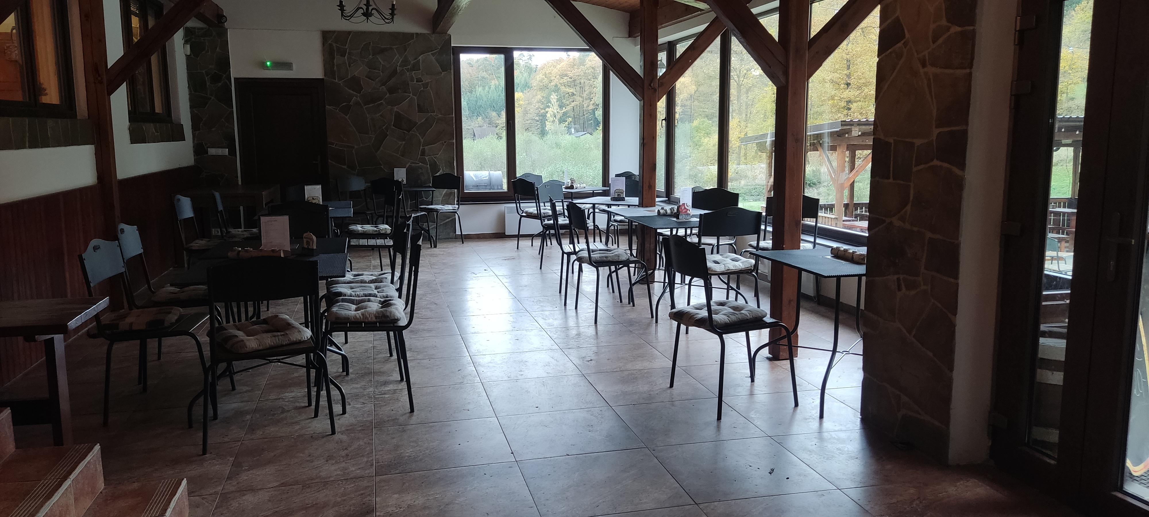 Penzion Pod Břesteckou skalou - Restaurace foto 4