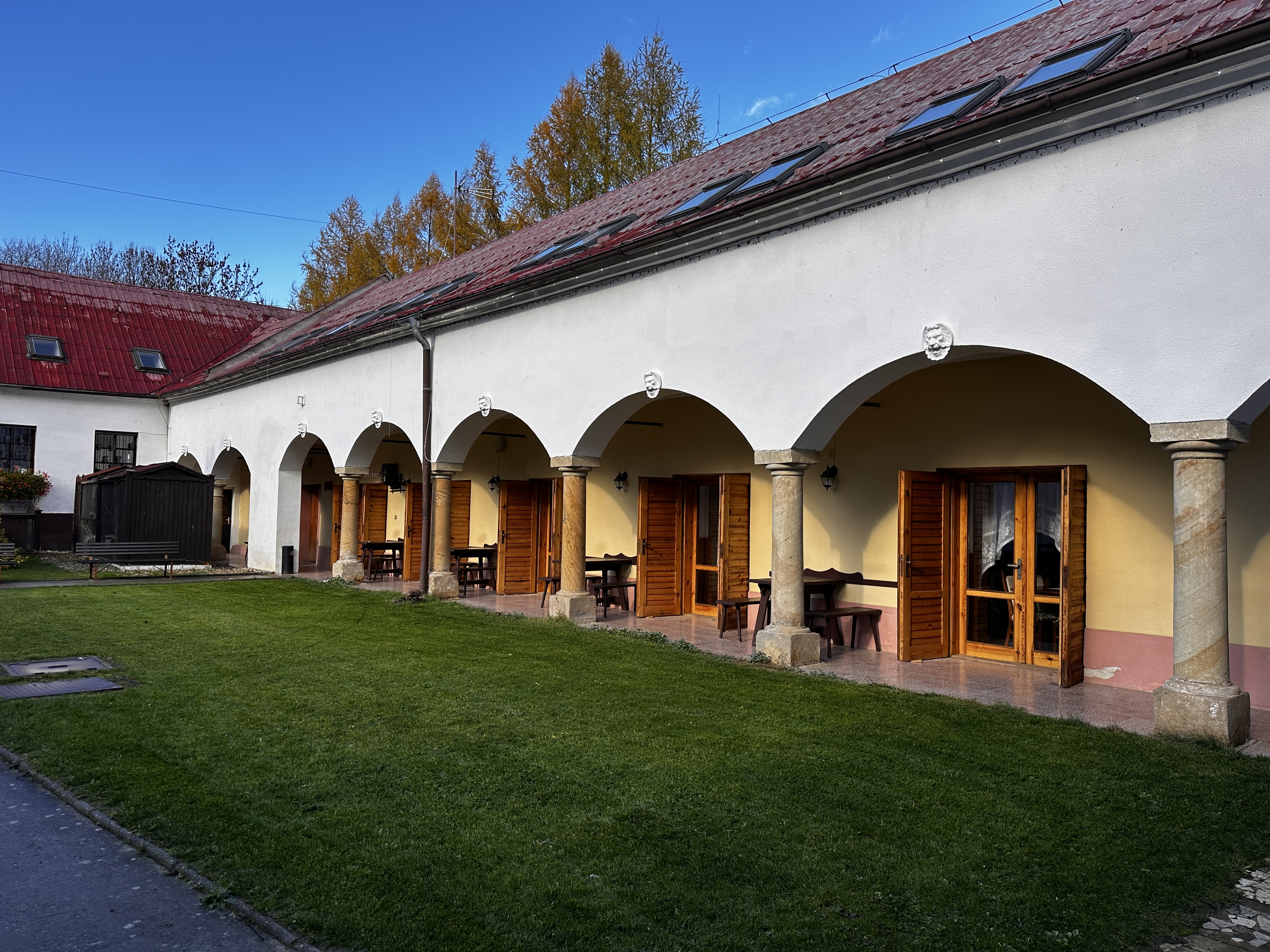Restaurace Valáškův grunt foto 2