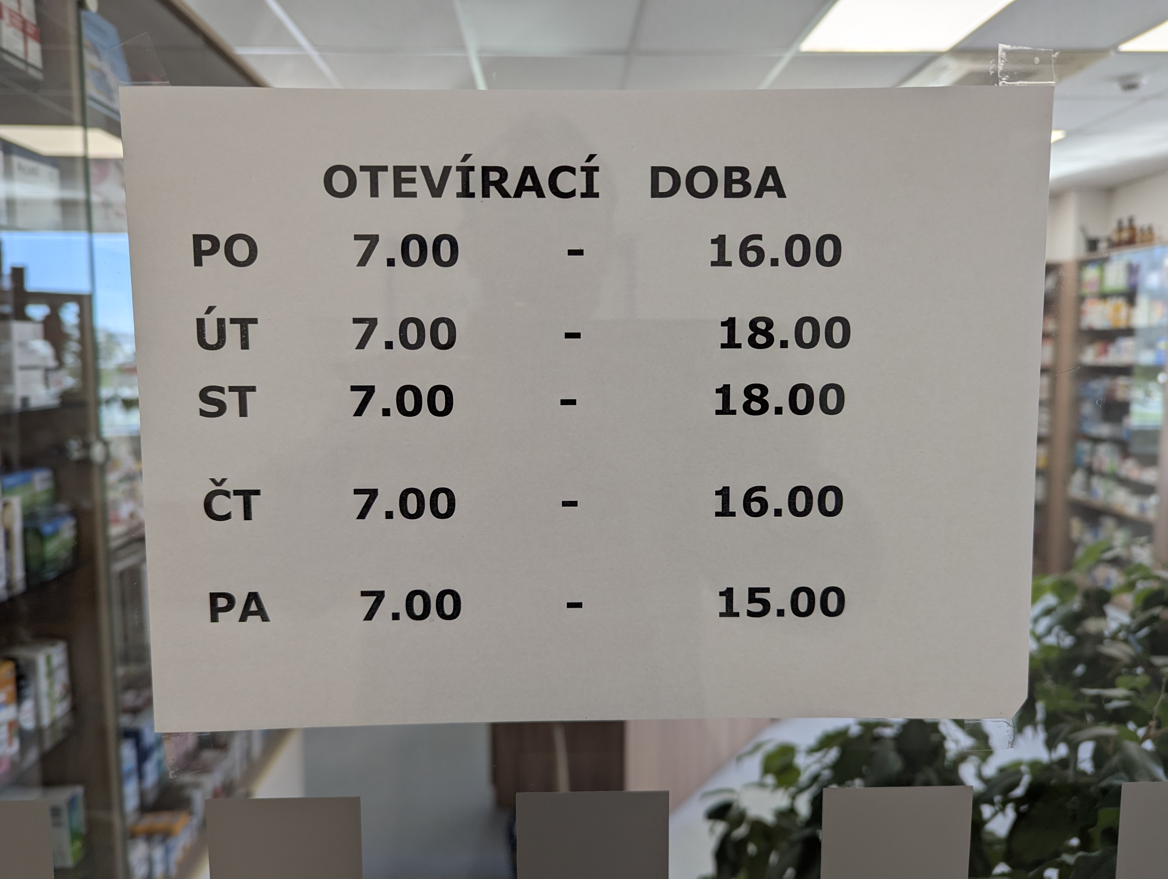 Modrá lékárna foto 1
