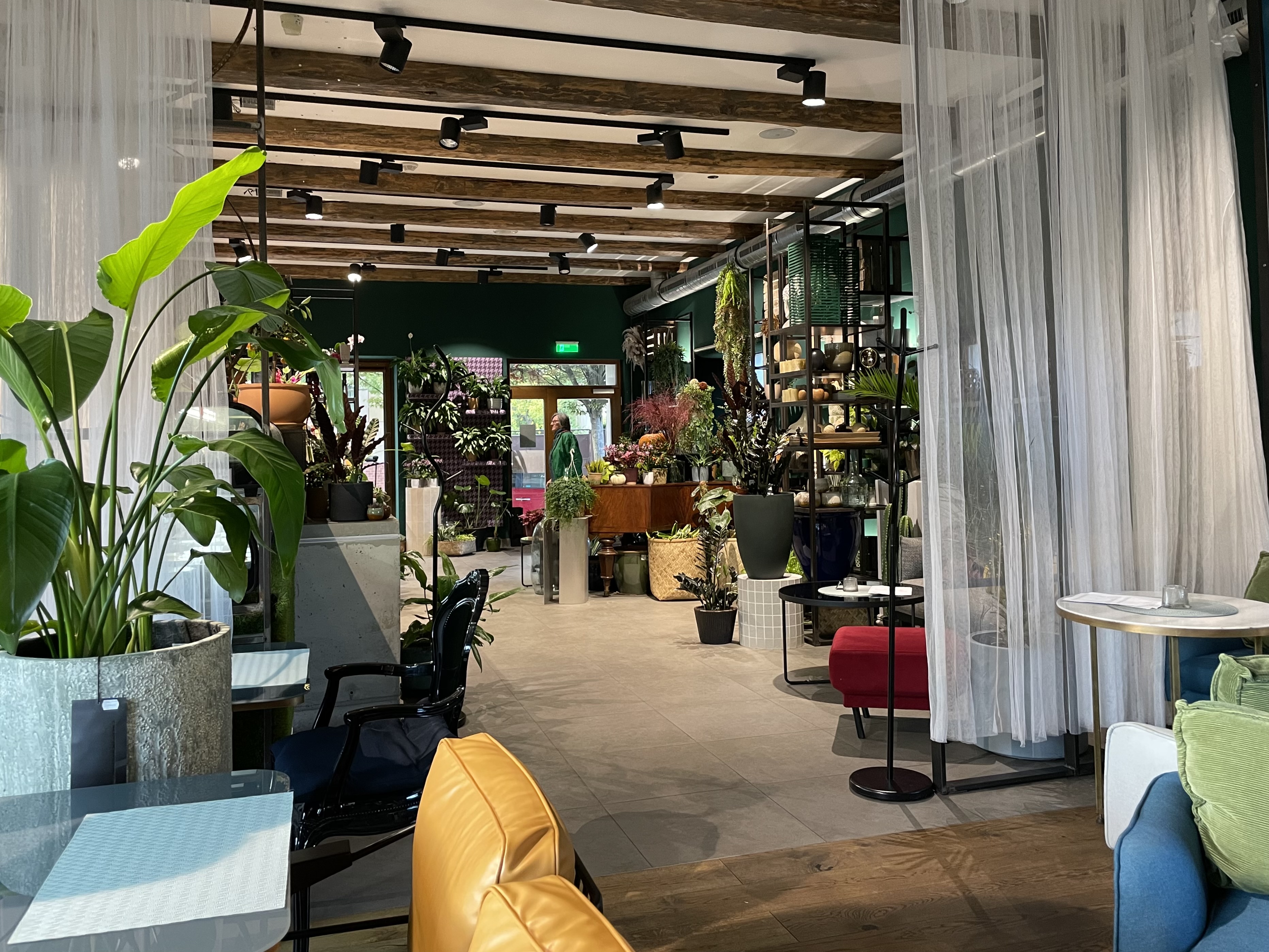 Floral Garden & Bar foto 5