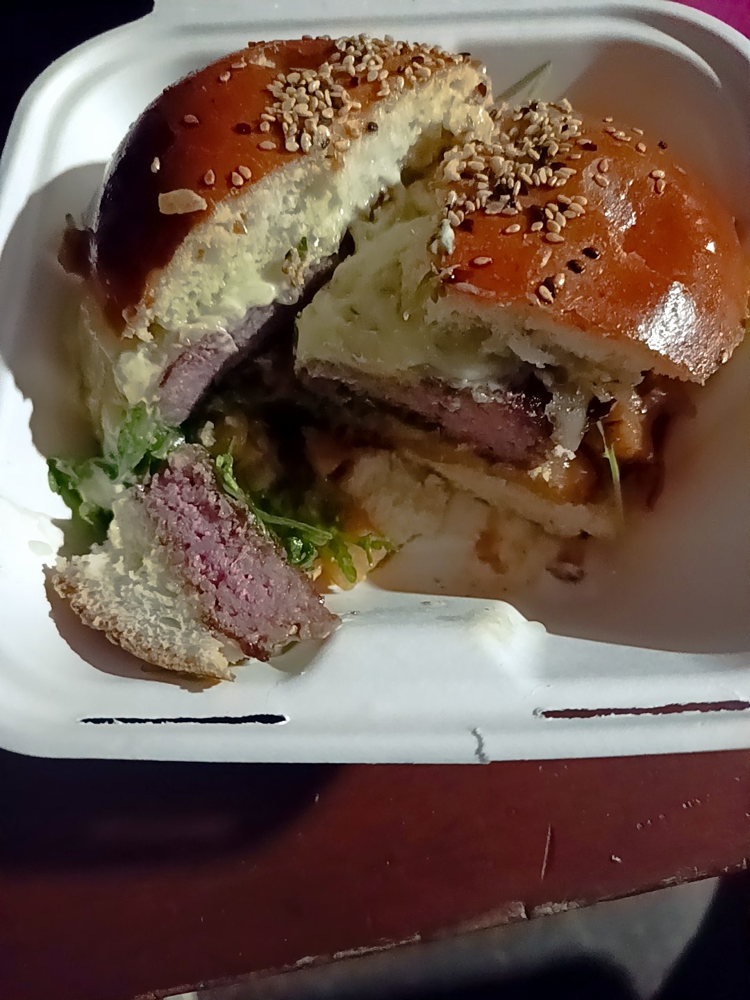 R BURGER foto 4