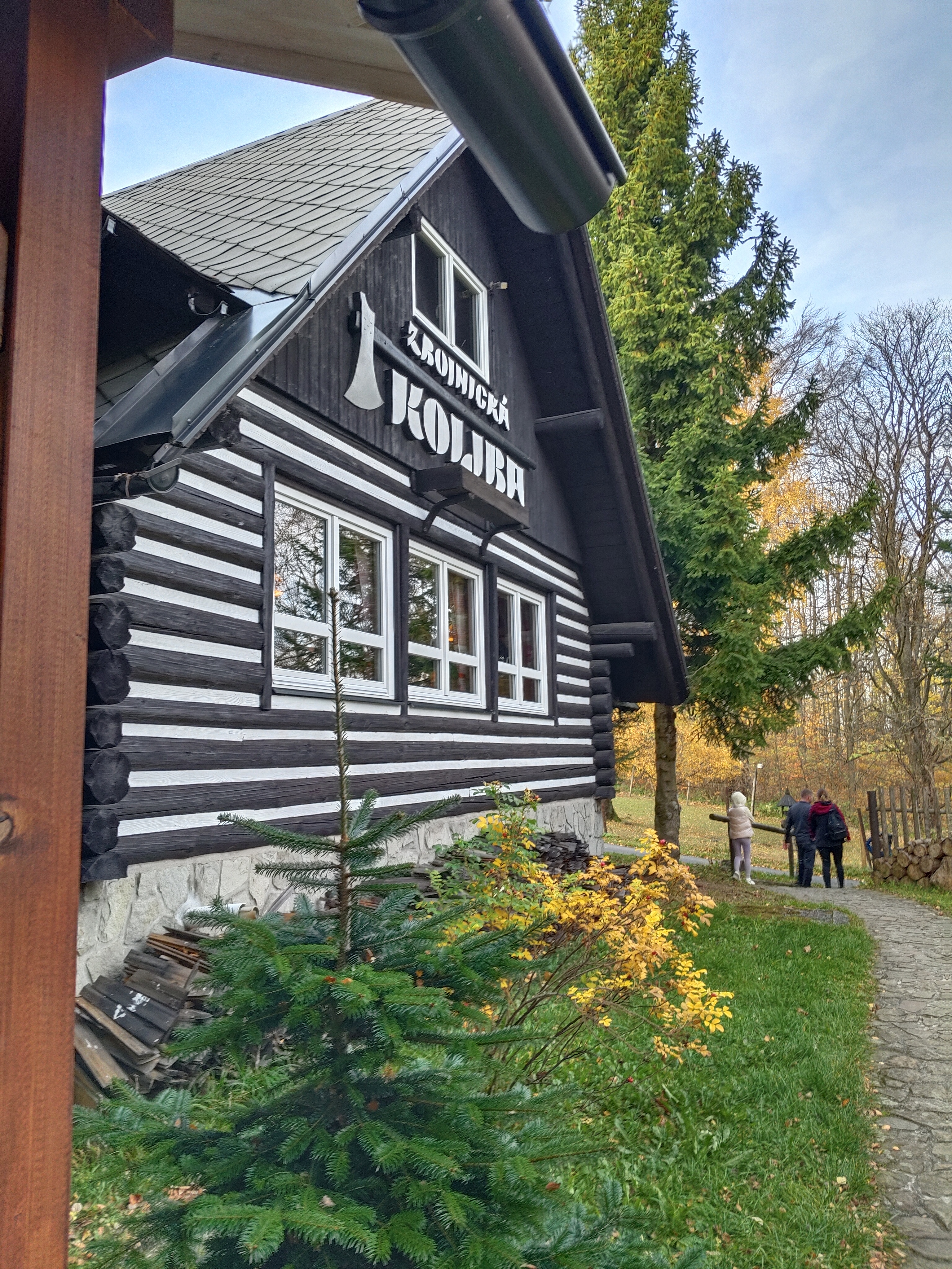 Zbojnická koliba foto 6