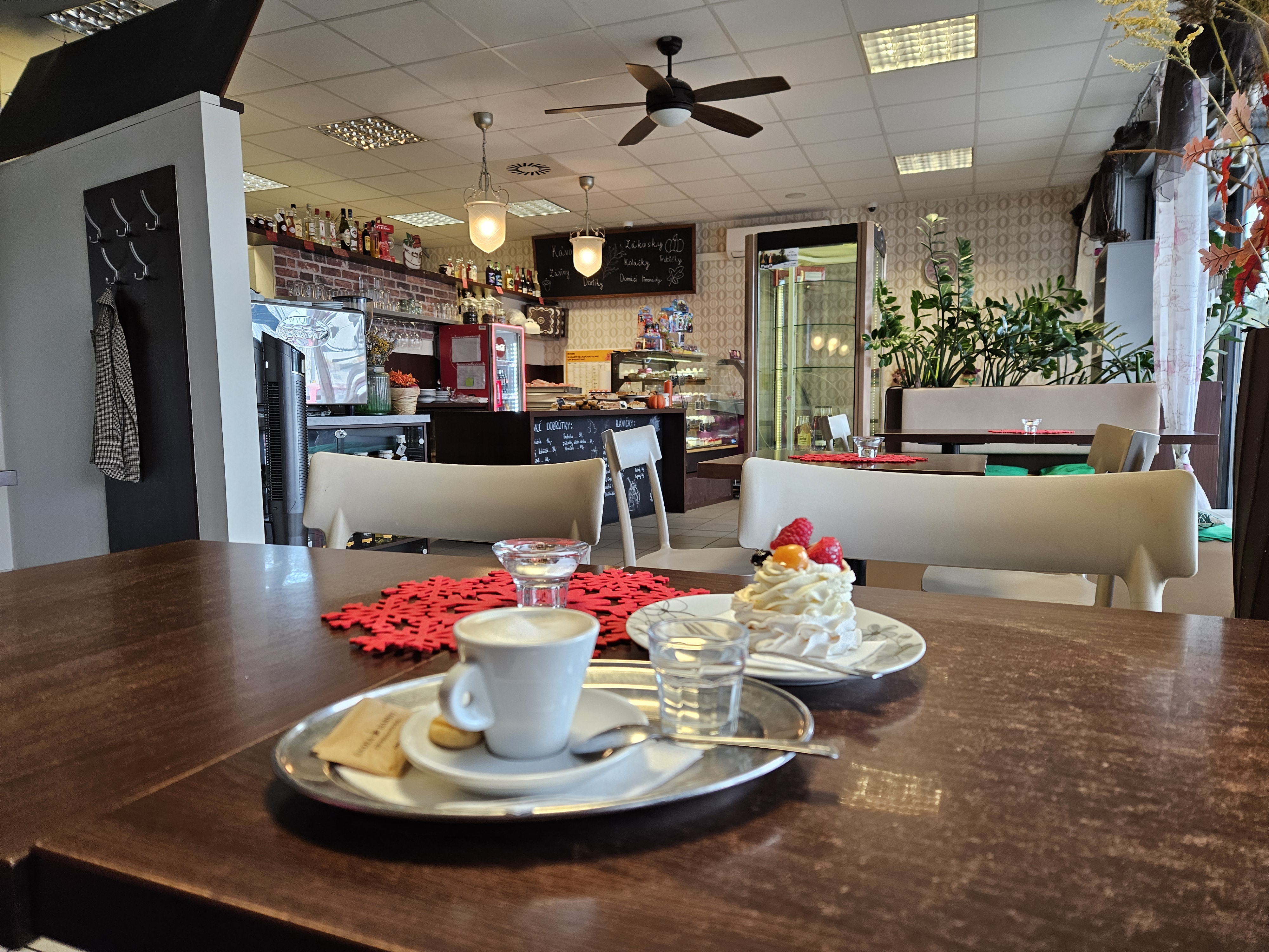 Ajčino Cukrářství - Cukrárna a kavárna "U Kiku" foto 1