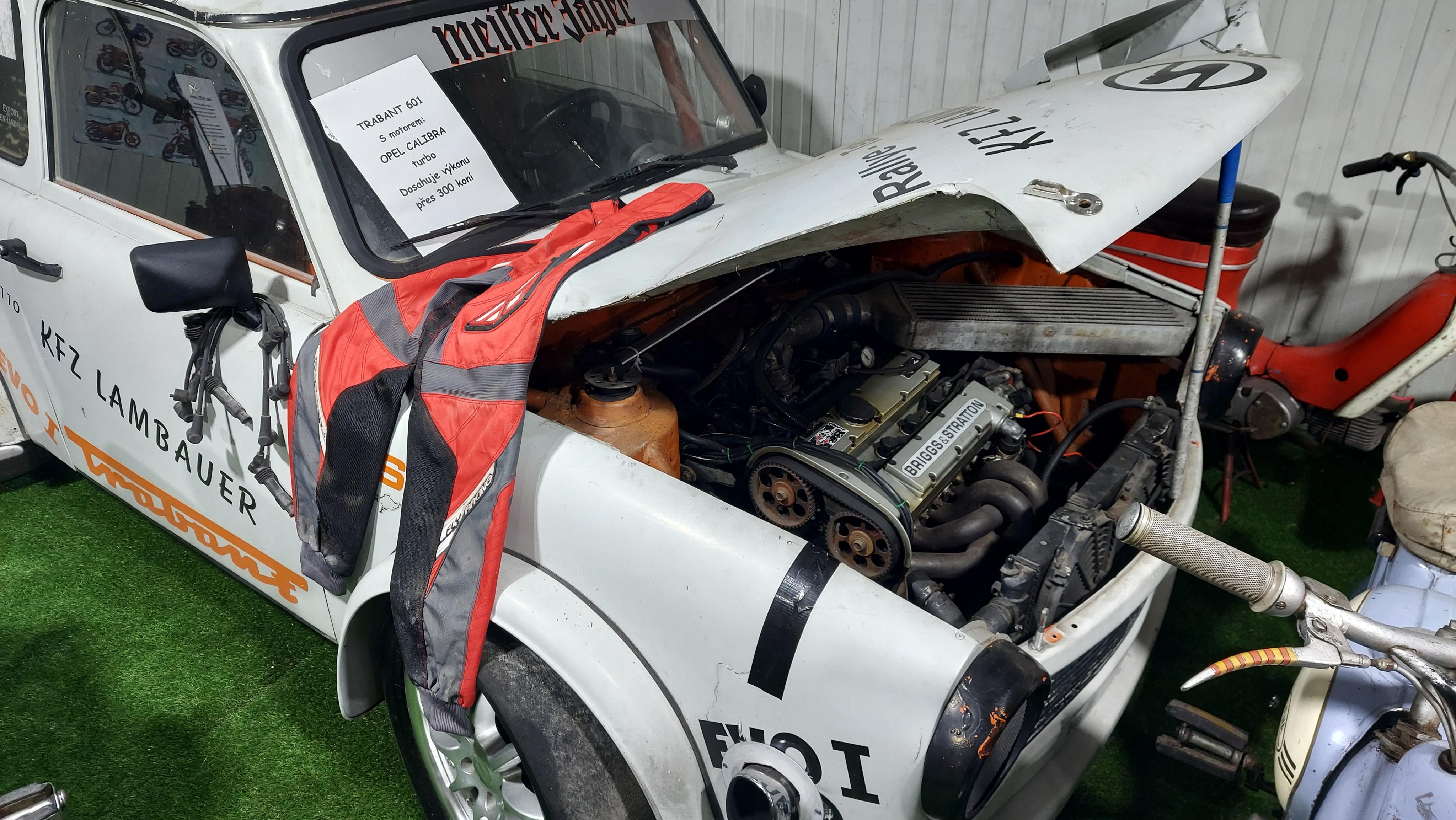AUTO-MOTO Muzeum foto 1