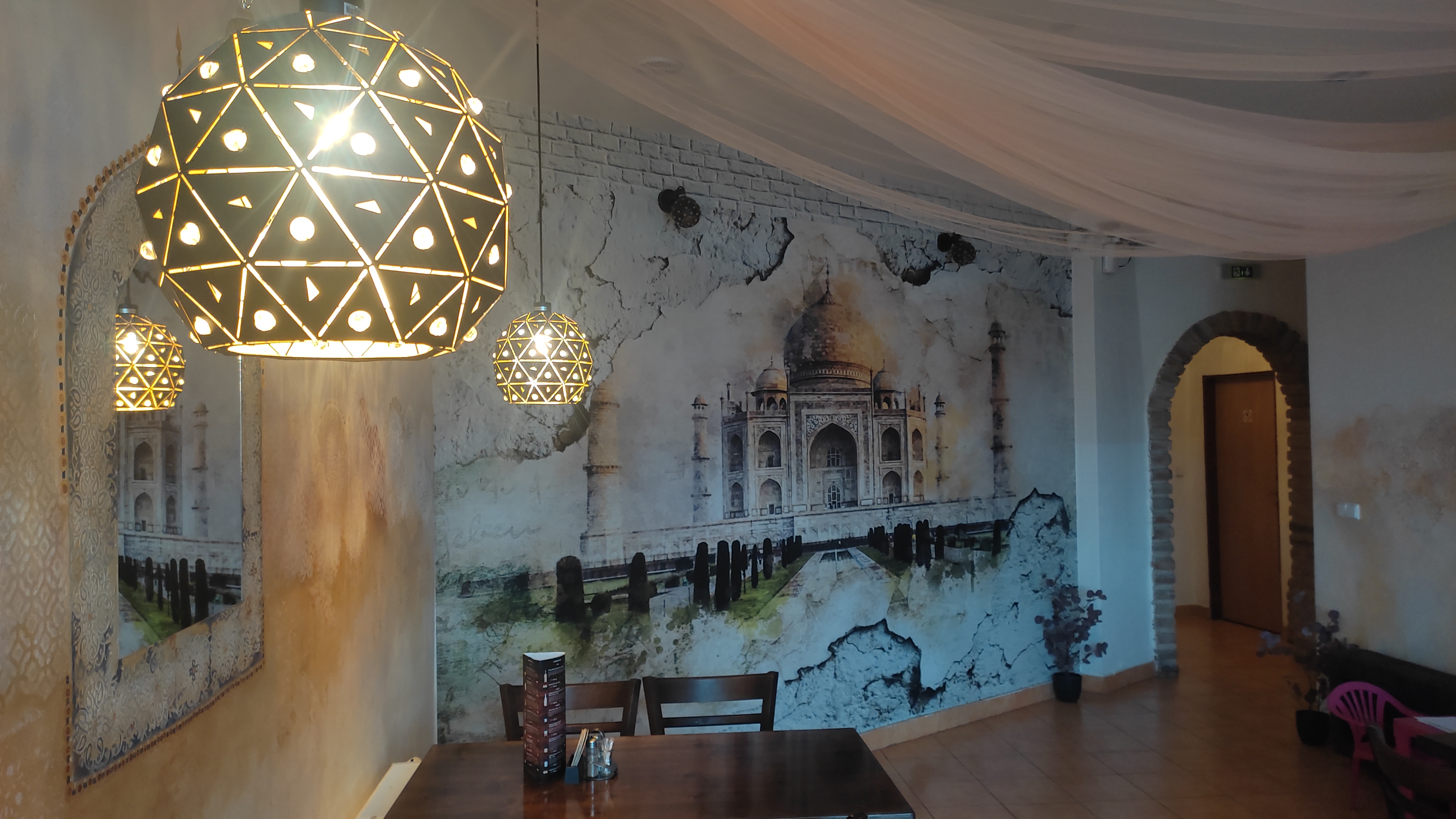 Golden India Restaurant & Cocktail Bar foto 3