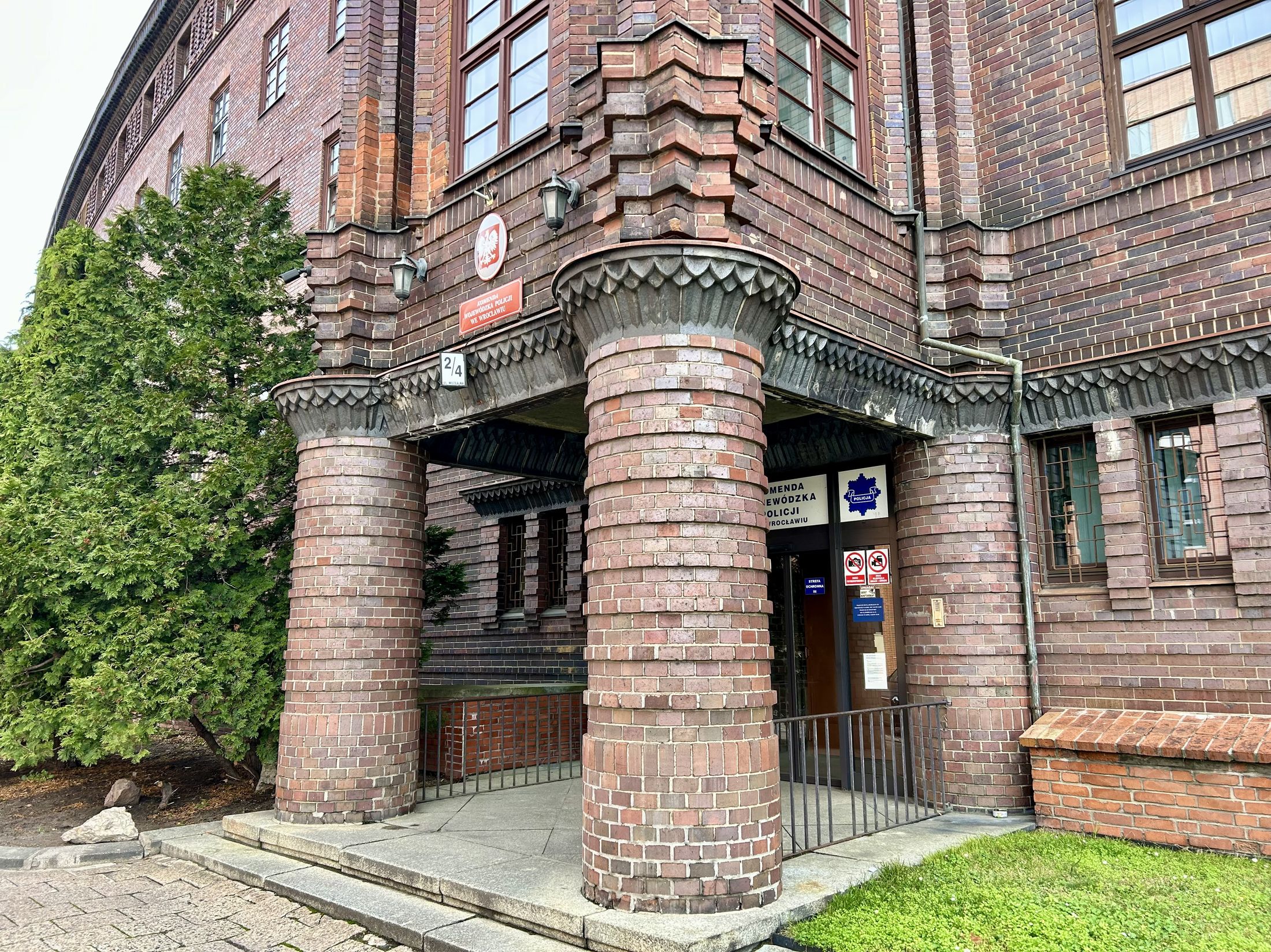 Komenda Wojewódzka Policji Wrocław