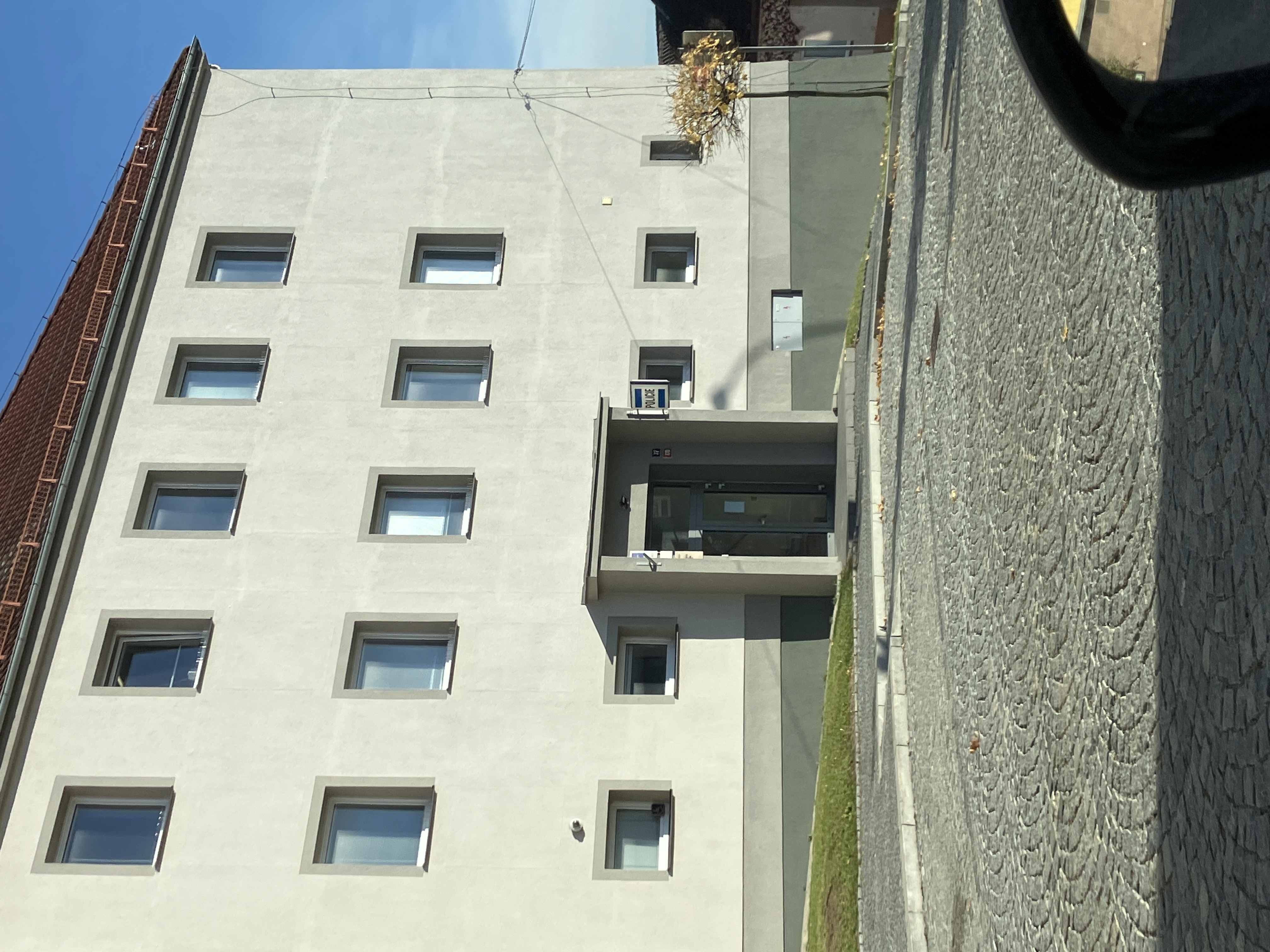 Policie ČR - Obvodní oddělení Lišov foto 3