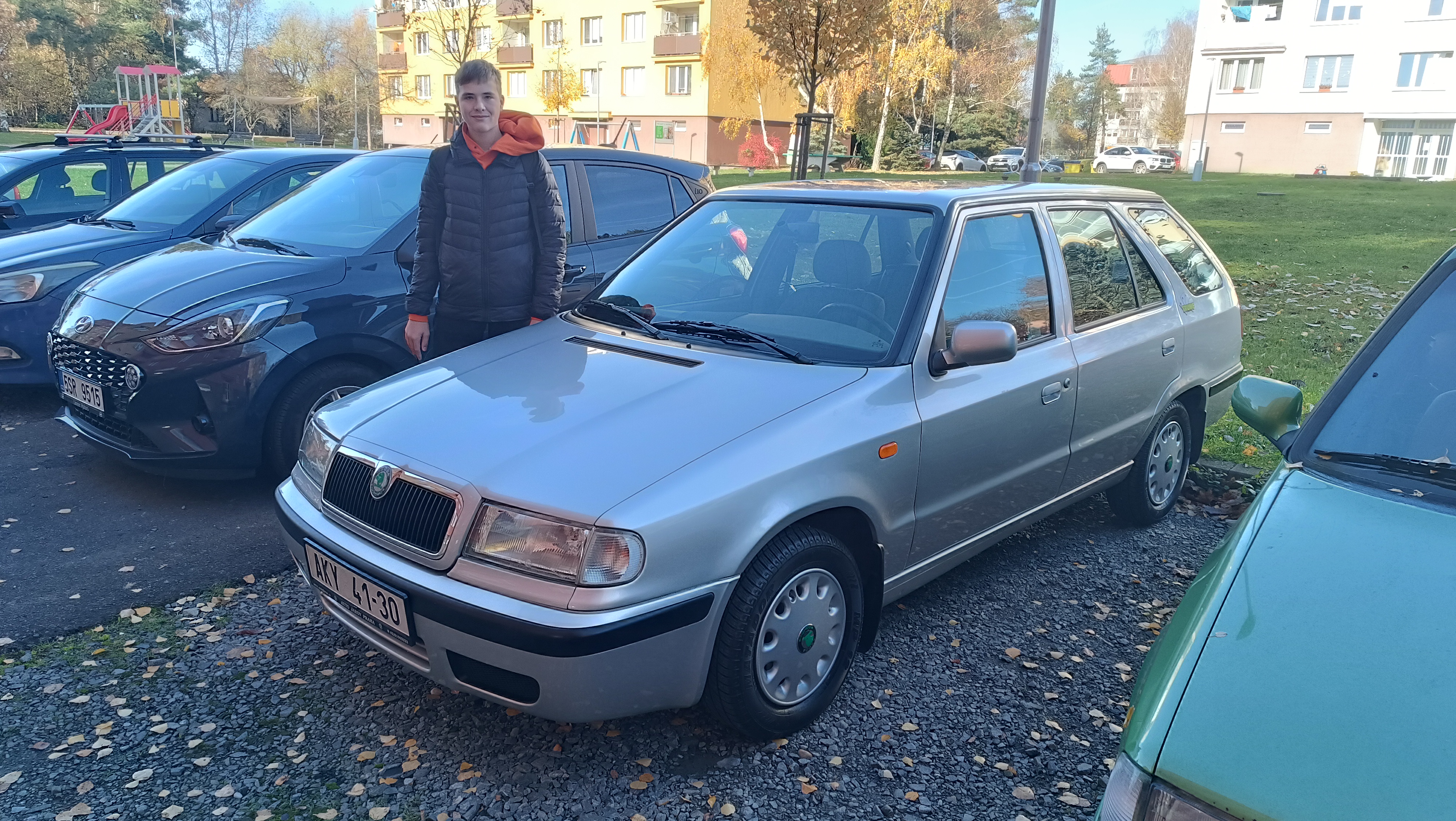 Auto Slavia foto 5