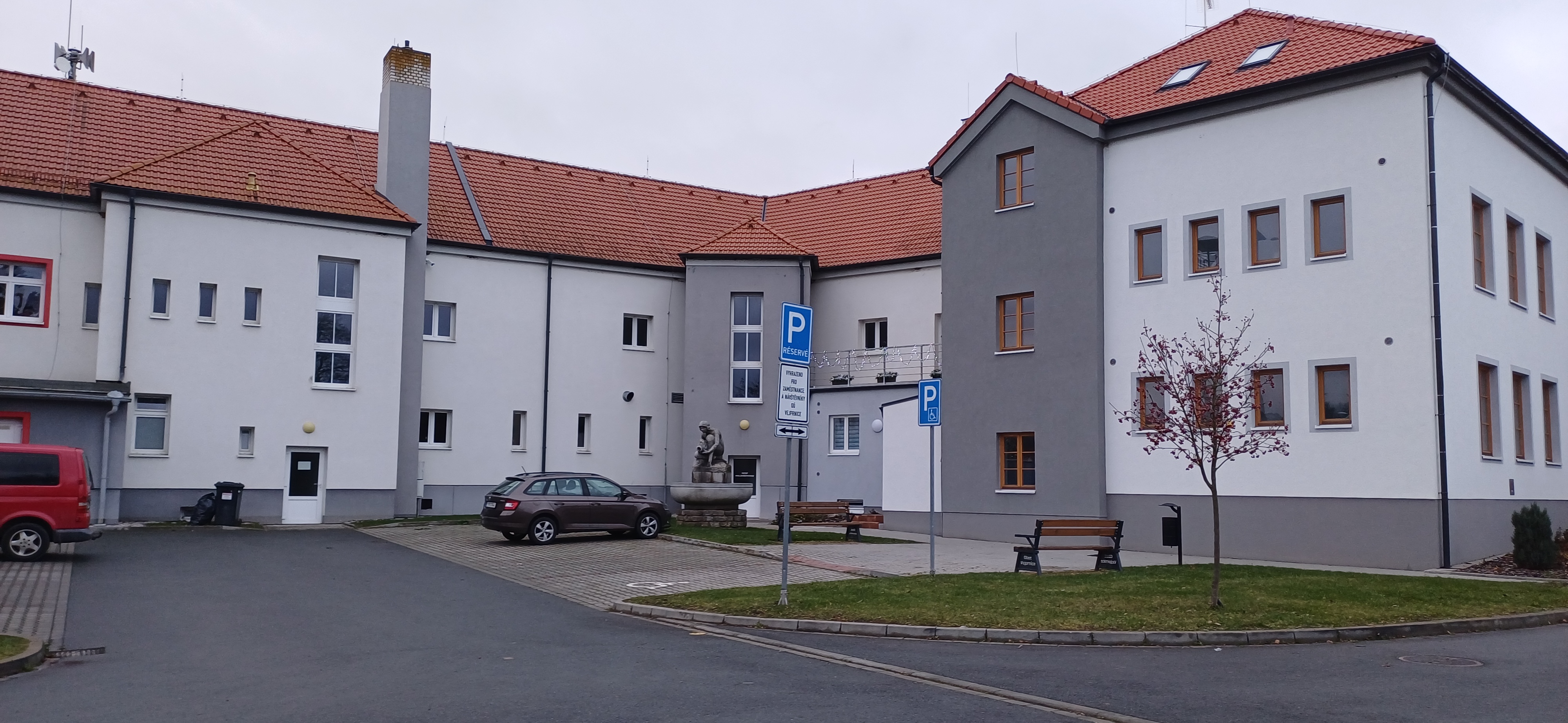 Vejprnice - obecní úřad foto 4