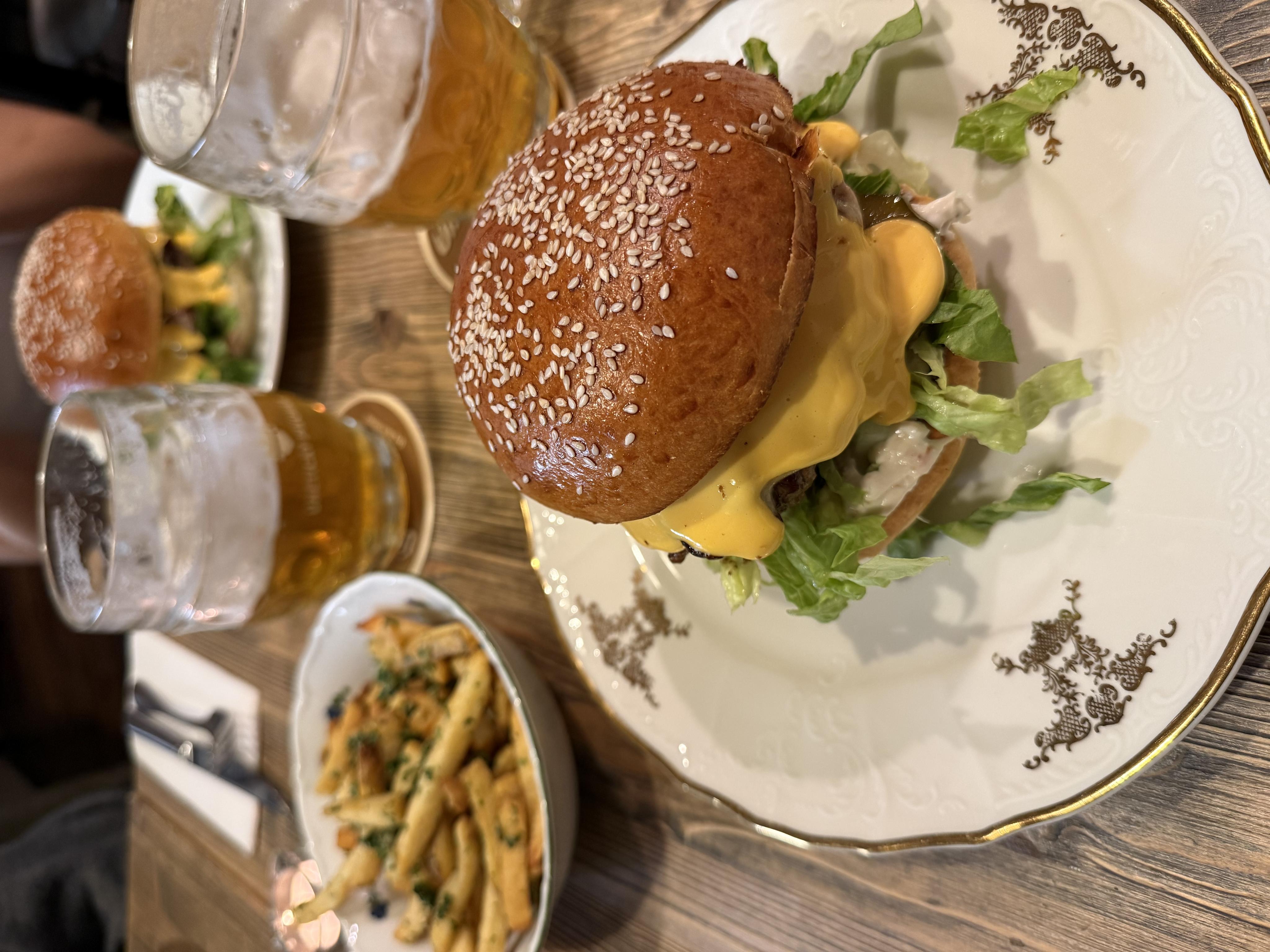 Dish - fine burger bistro foto 2