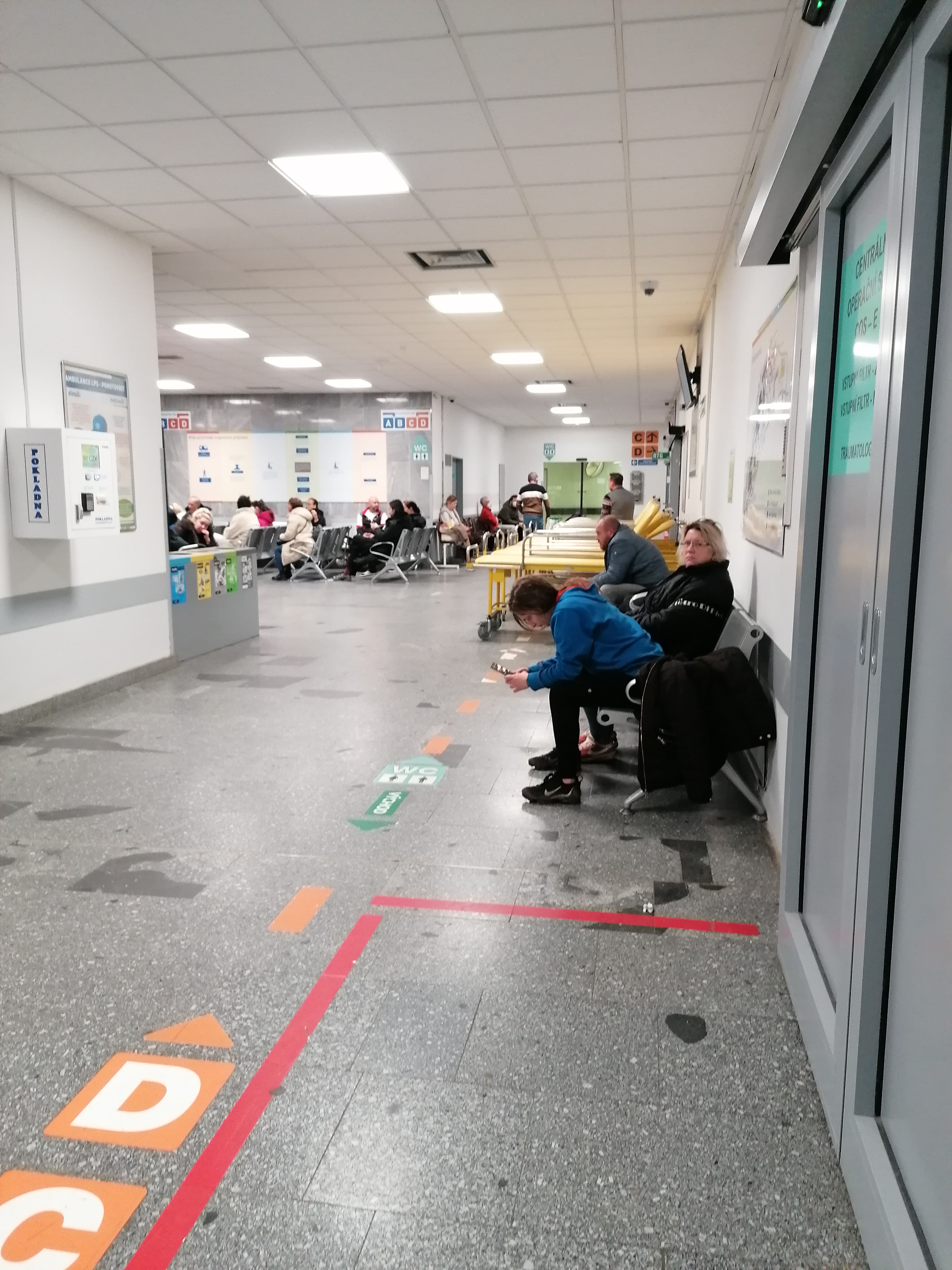 Oddělení urgentního příjmu a LSPP dětí (EMERGENCY) - FNMH, pracoviště Motol foto 2