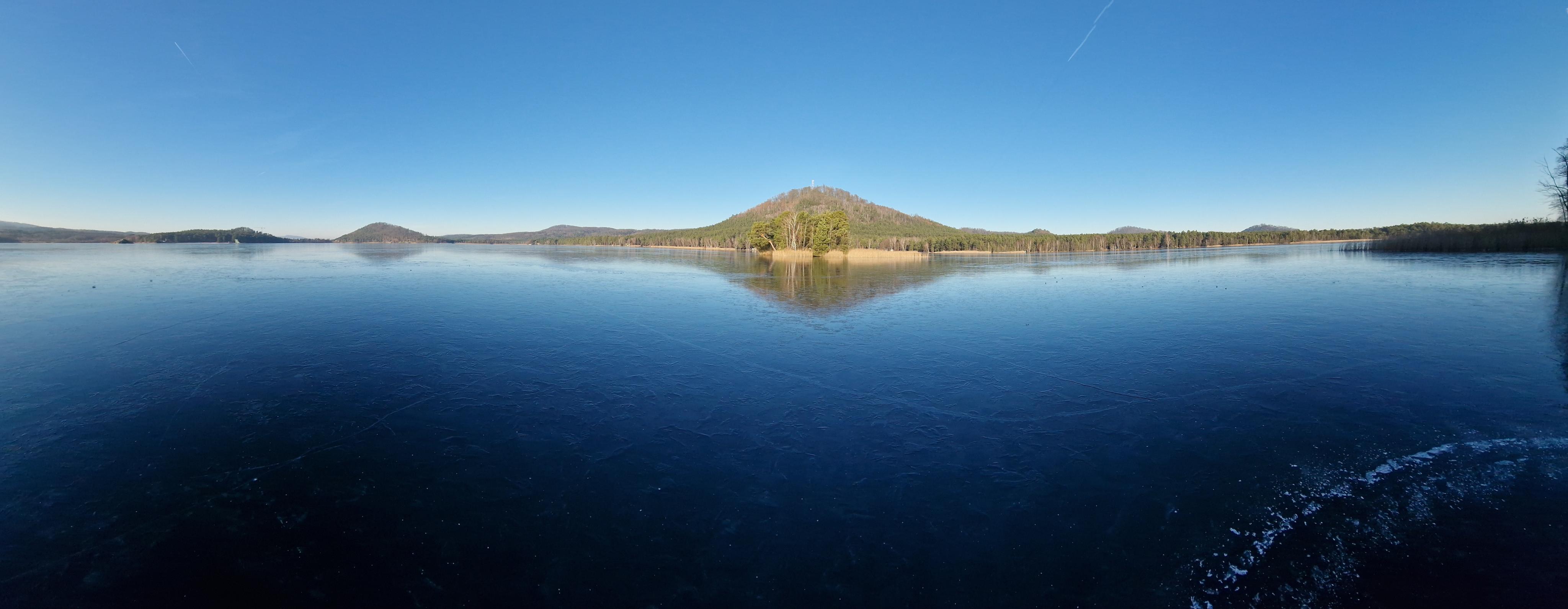 Autokemp Klůček **Máchovo jezero foto 3