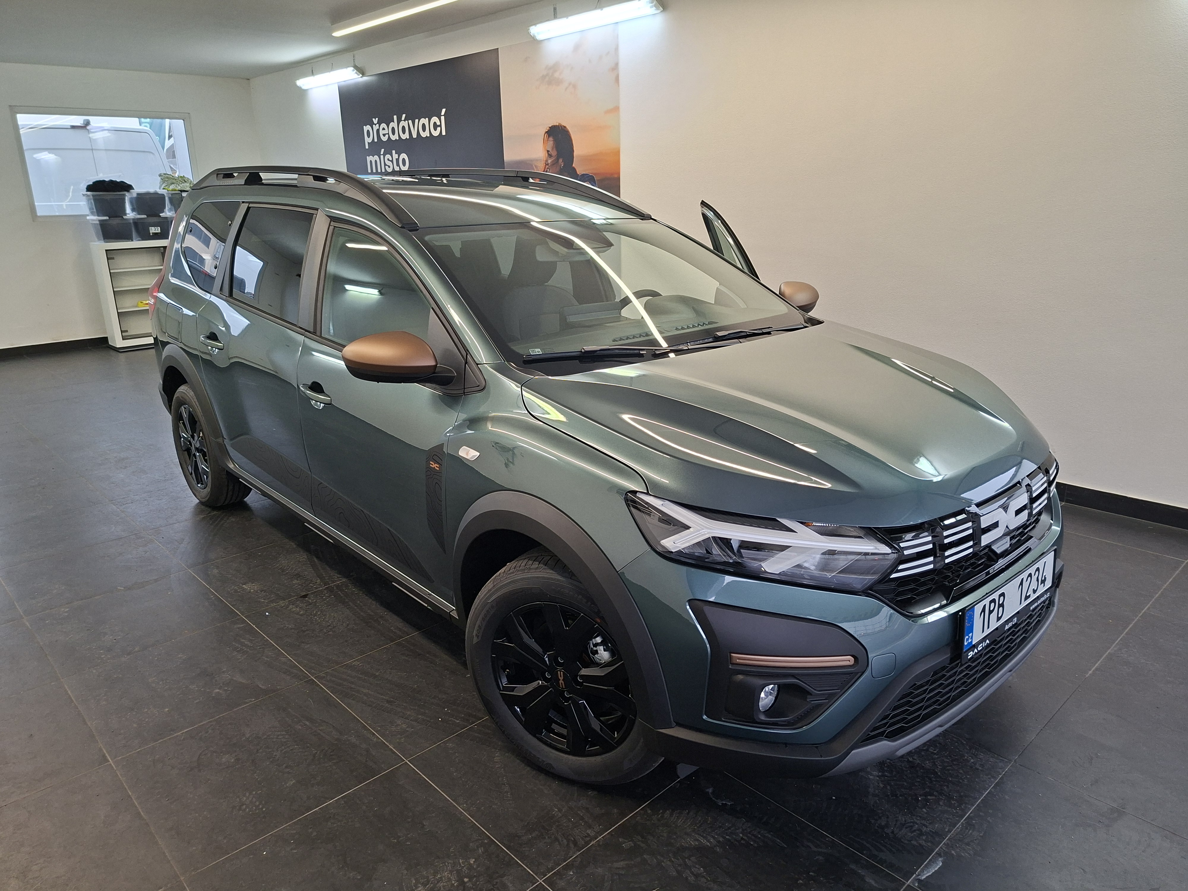 Auto CB - Renault, Dacia a ojeté vozy foto 4