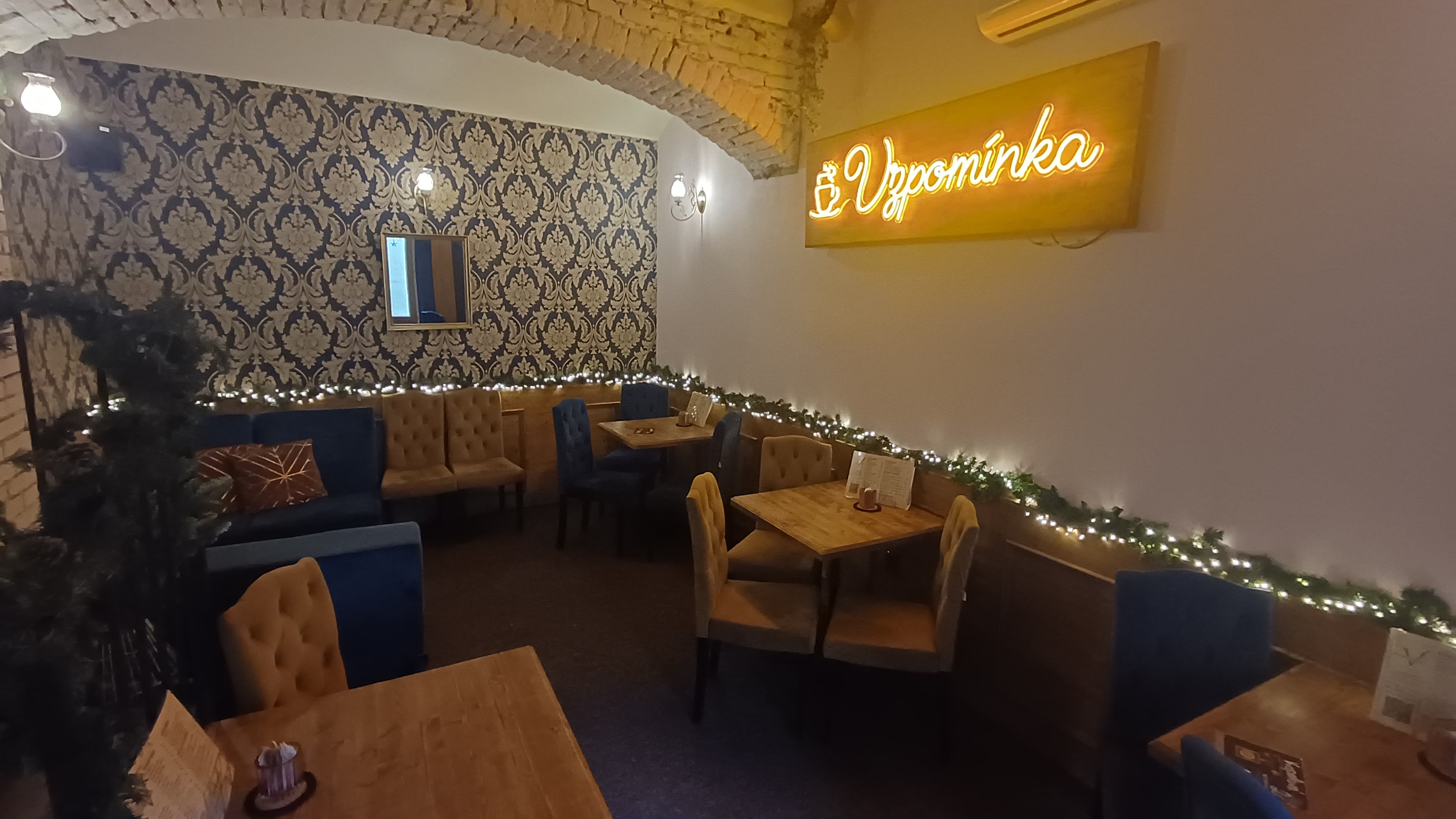 Vzpomínka - Víno & káva foto 2